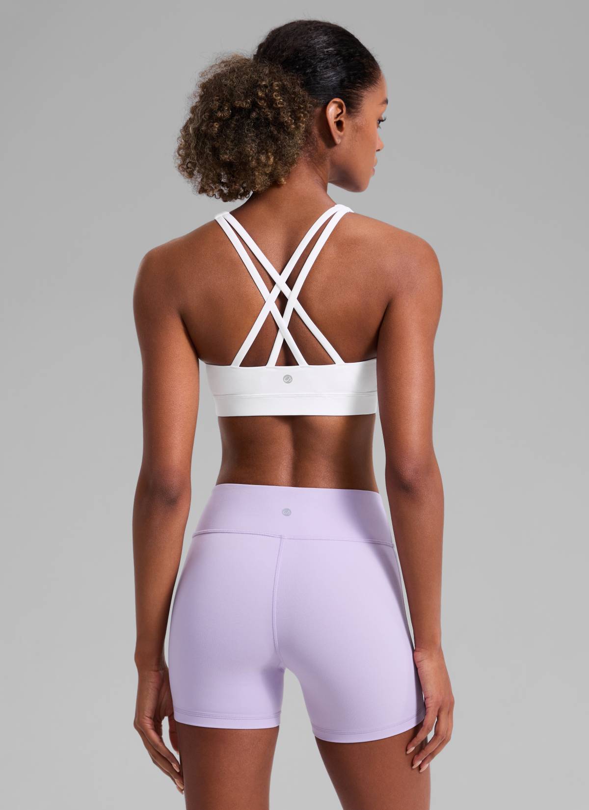 CRZ YOGA Damen Gekreuzt Rücken Spaghetti Abnehmbare Pads BH Weiss