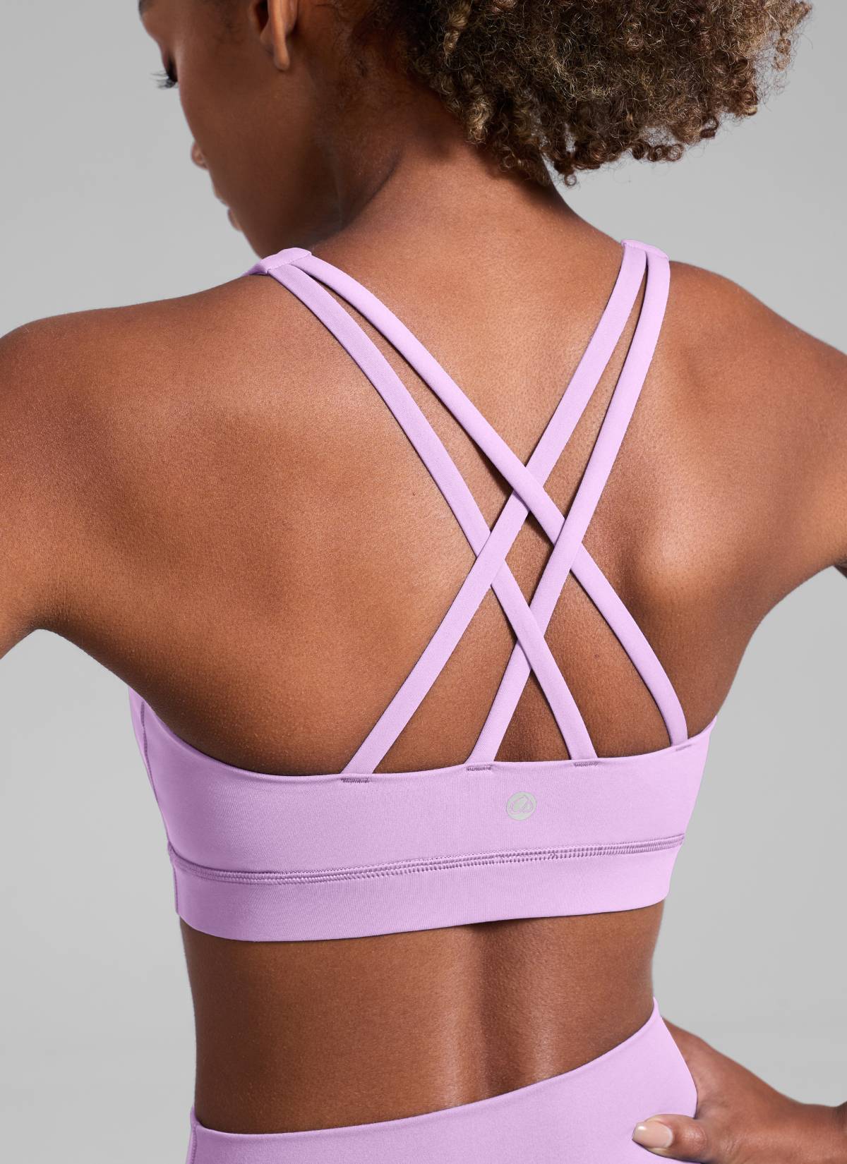 CRZ YOGA Damen Gekreuzt Rücken Spaghetti Abnehmbare Pads BH Flieder
