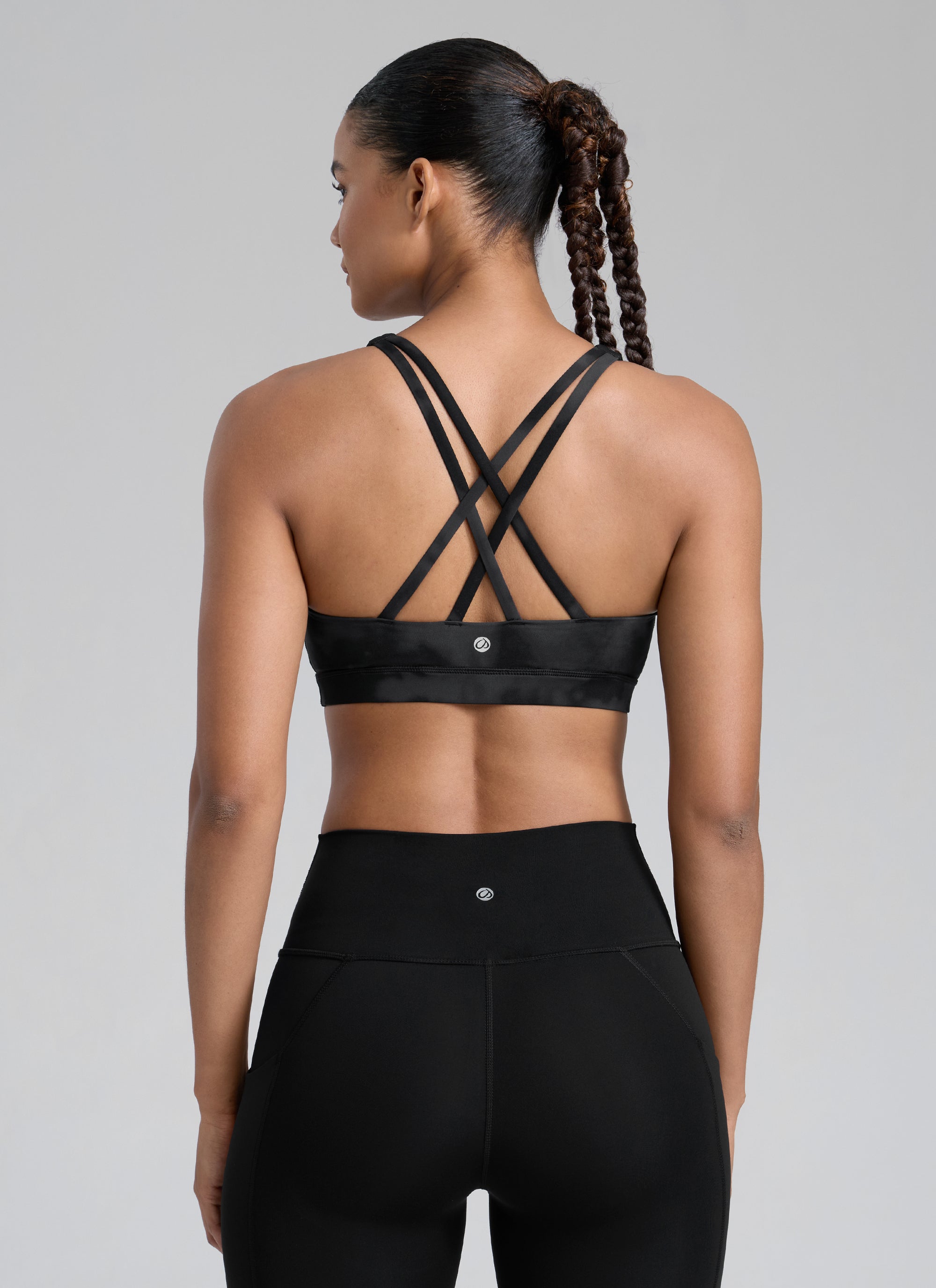 CRZ YOGA Damen Gekreuzt Rücken Spaghetti Abnehmbare Pads BH Schwarze Tie-Dye-Blumen