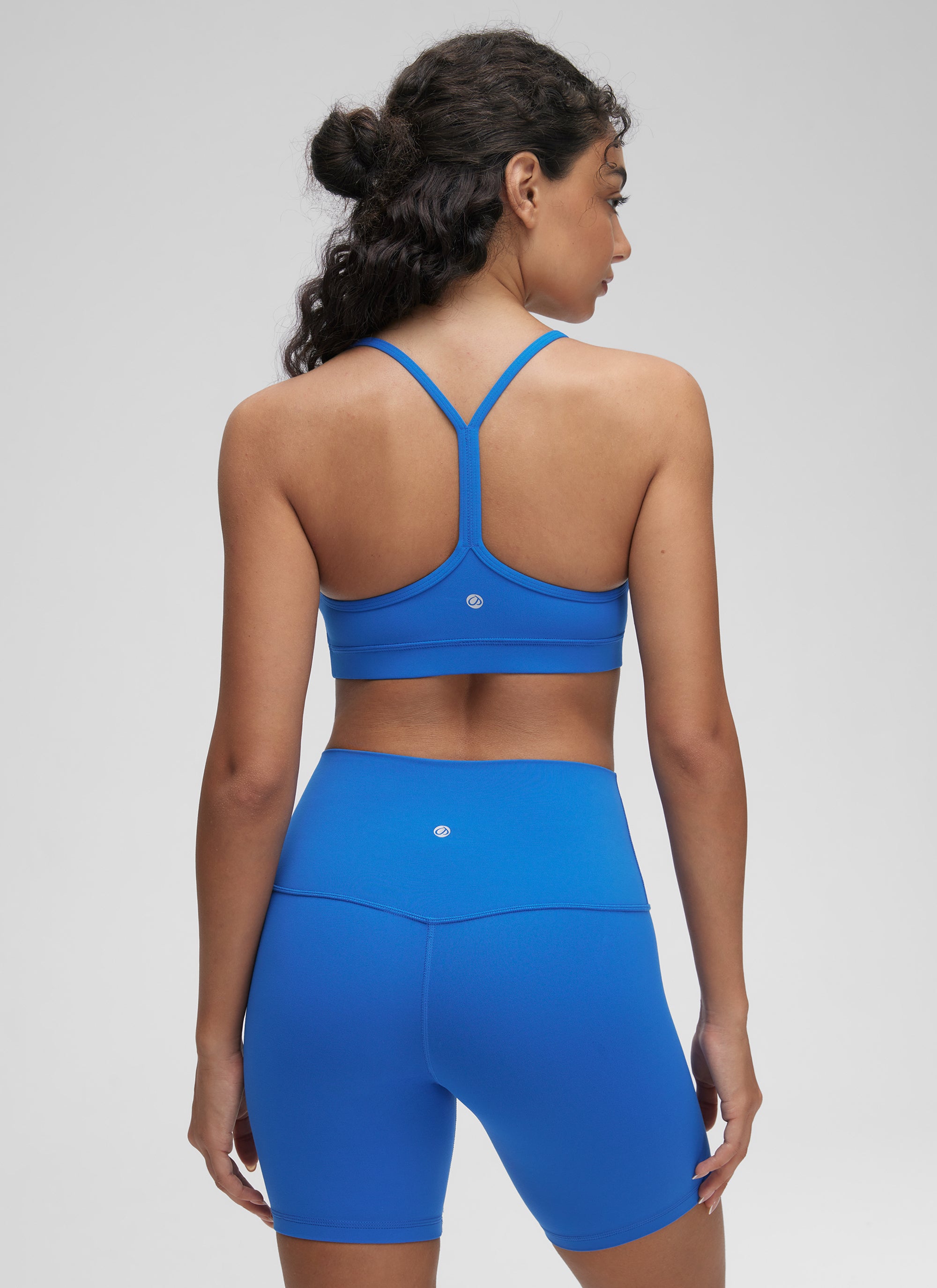 CRZ YOGA Damen Butterluxe Y-Rücken Racerback Sport BH Funkelndes Blau