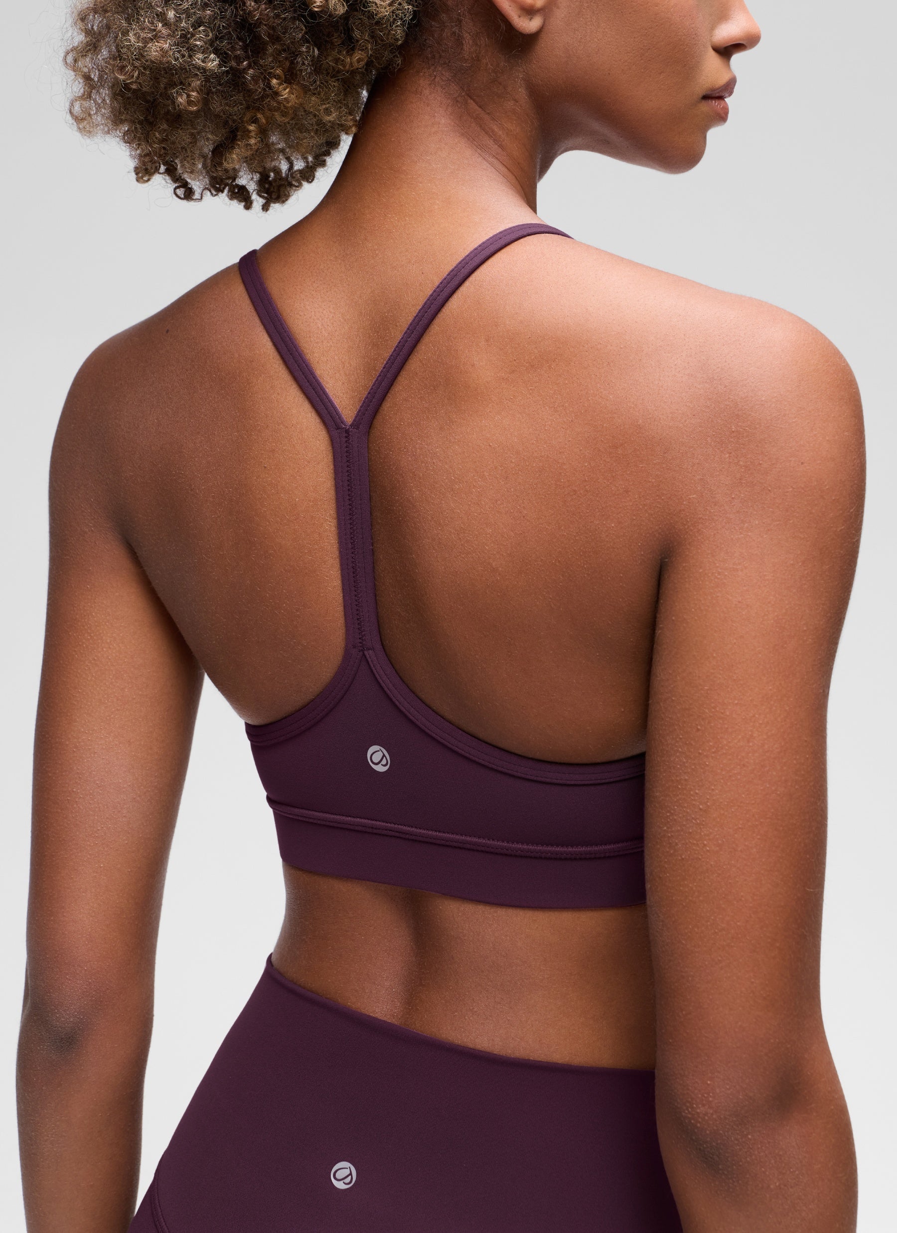 CRZ YOGA Damen Butterluxe Y-Rücken Racerback Sport BH Dunkellila