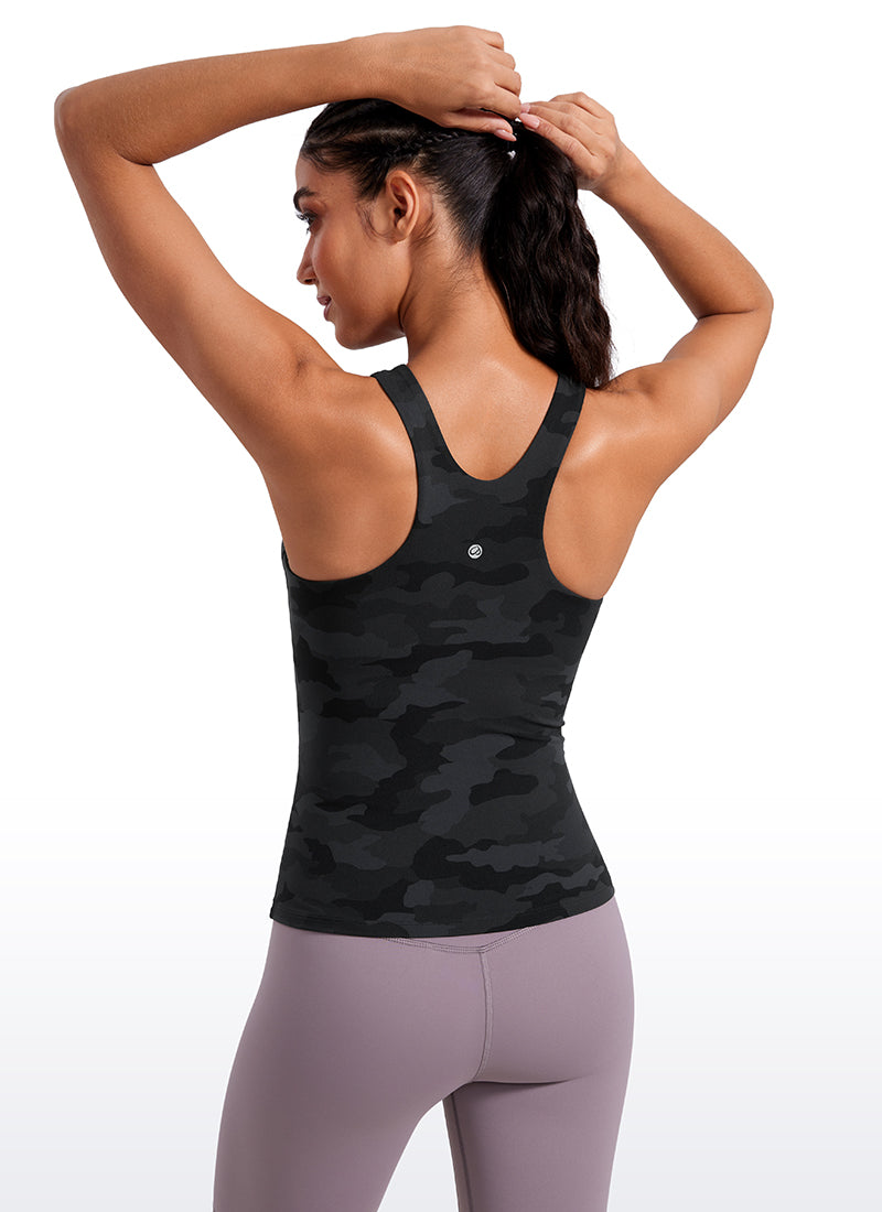 CRZ YOGA Damen Butterluxe Racerback Longline Gepolstert Tank Top Dunkelgraue Tarnung 2