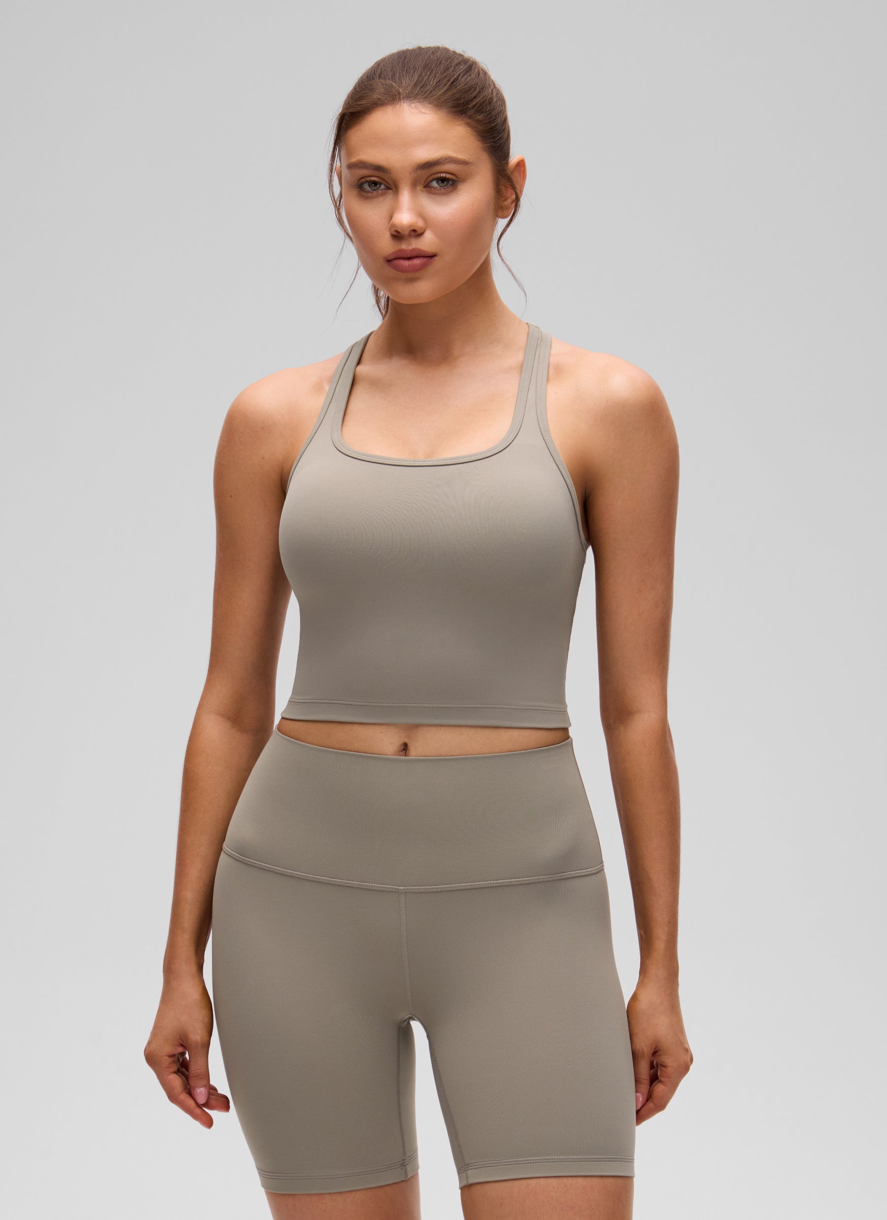 CRZ YOGA Damen Butterluxe Longline Racerback Tanktop Warmes Aschgrau
