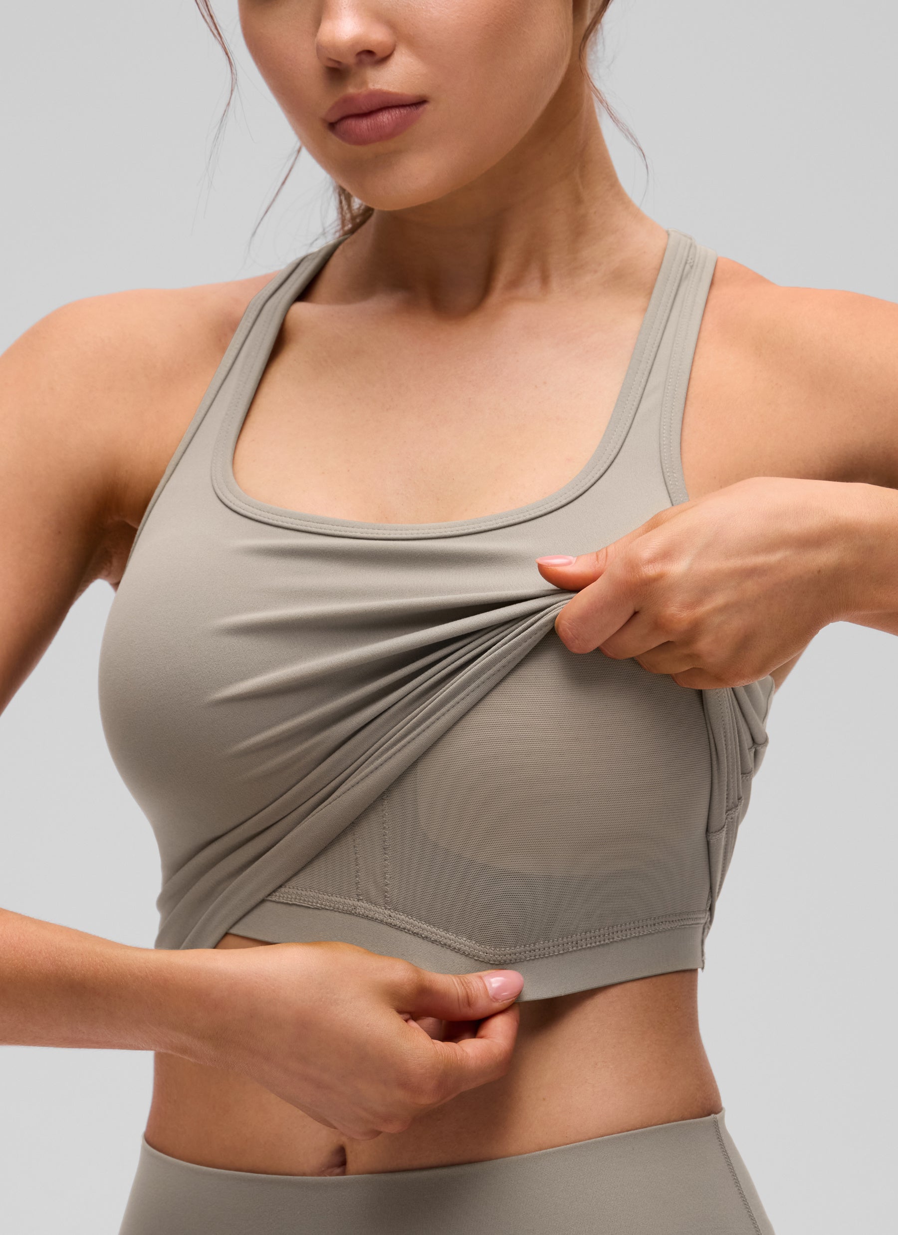CRZ YOGA Damen Butterluxe Longline Racerback Tanktop Warmes Aschgrau
