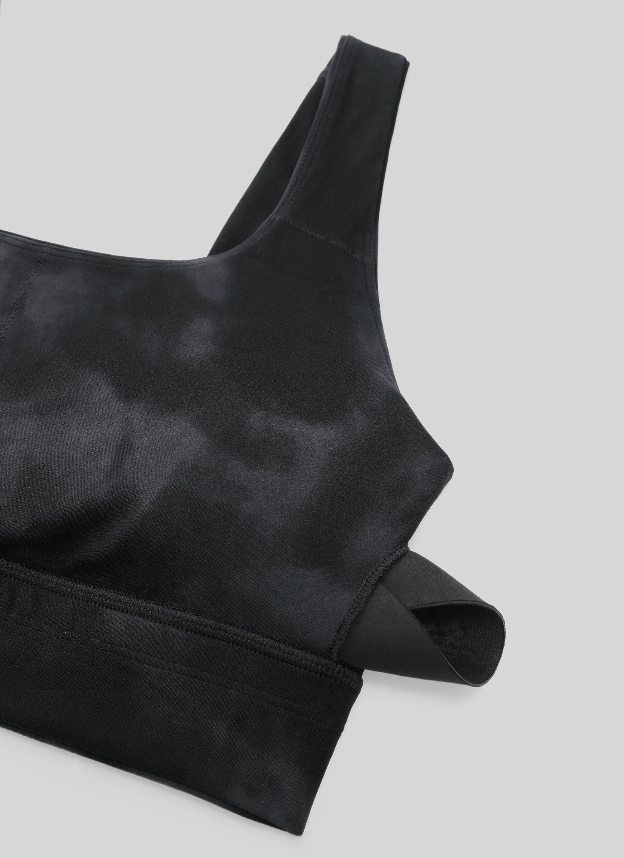 CRZ YOGA Damen Butterluxe U Back Ohne Buegel Longline  Sport BH Schwarze Tie-Dye-Blumen