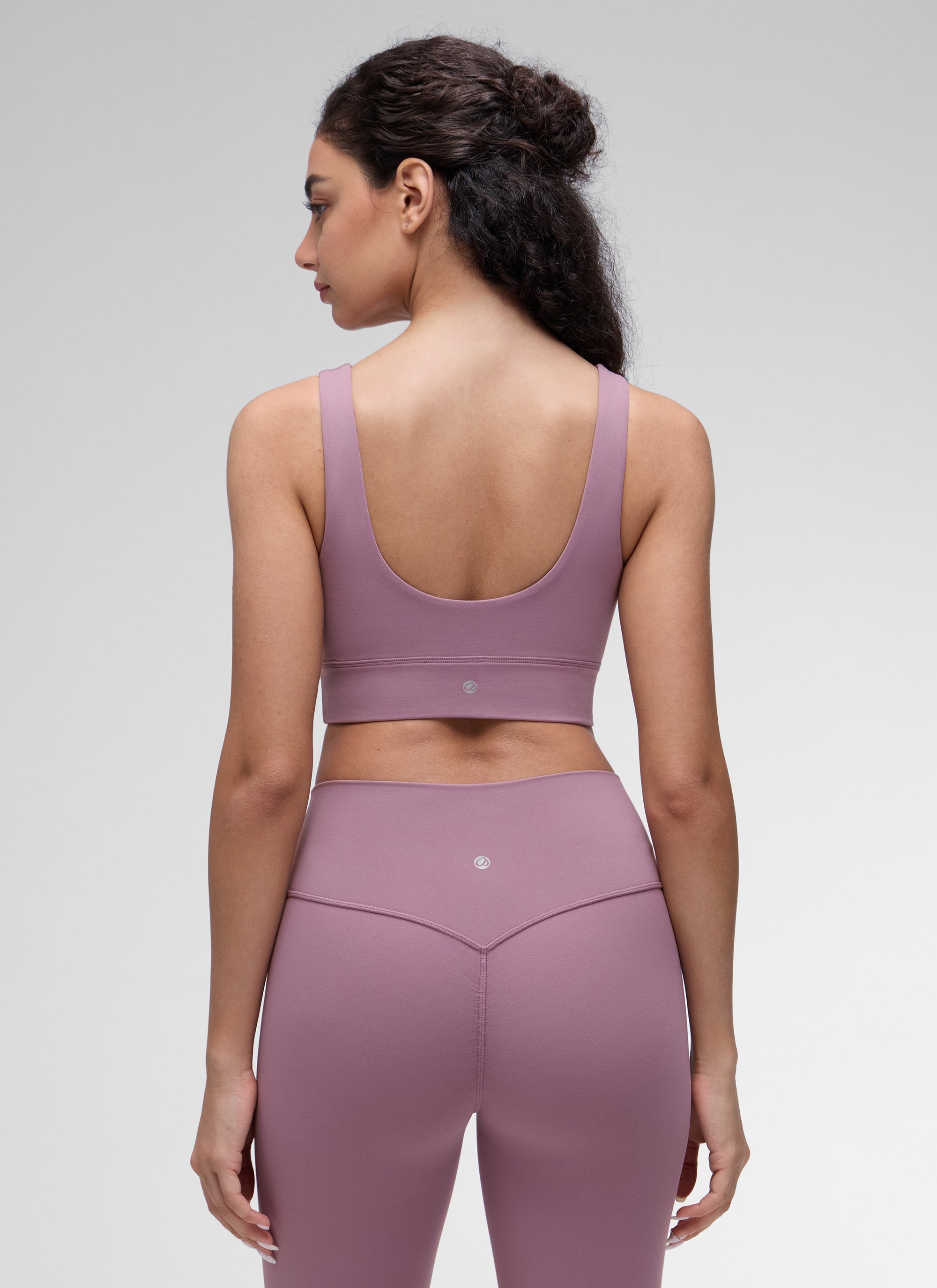 CRZ YOGA Damen Butterluxe U Back Ohne Buegel Longline  Sport BH Lavendel Hell