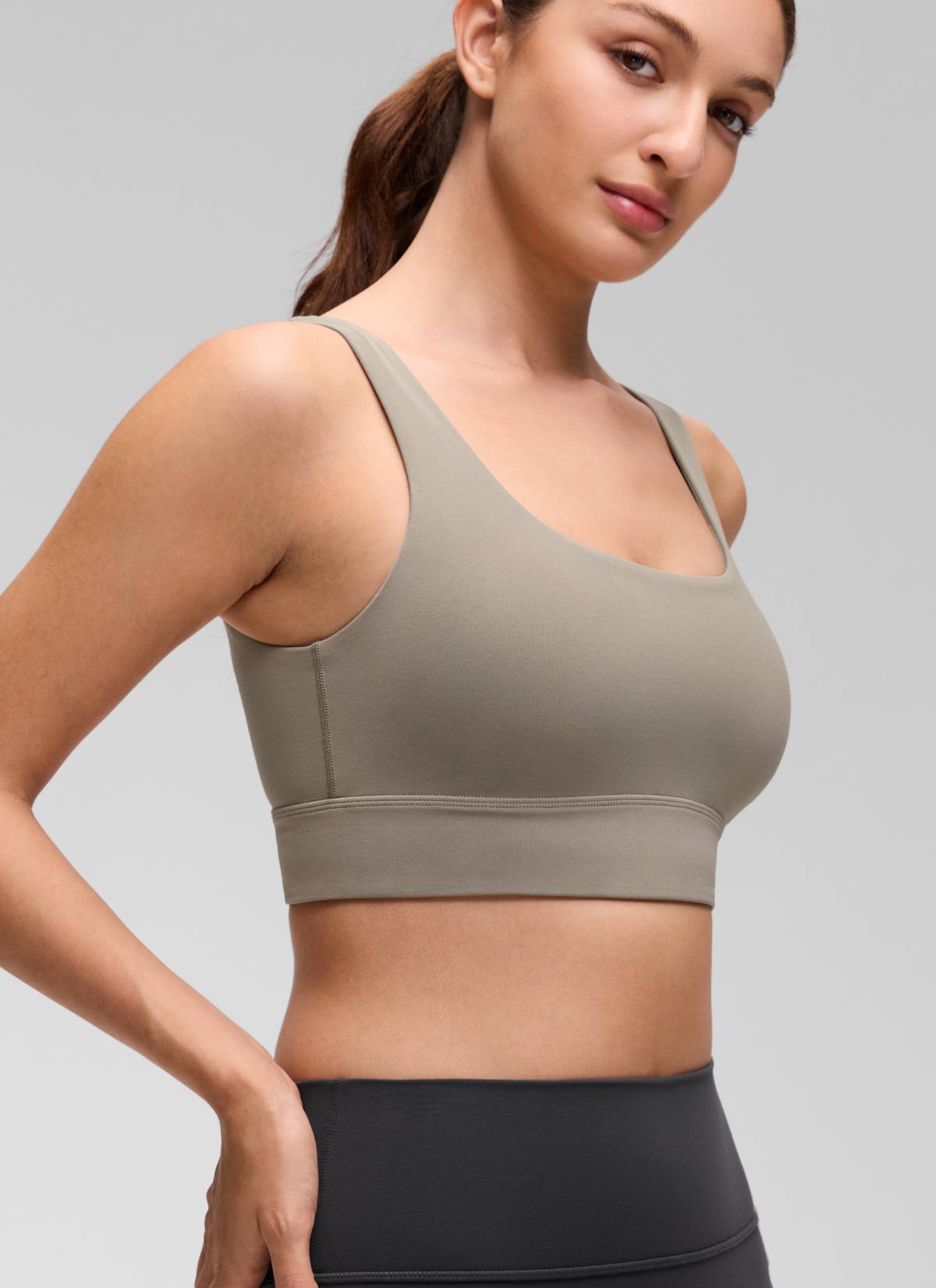 CRZ YOGA Damen Butterluxe U Back Ohne Buegel Longline  Sport BH Warmes Aschgrau