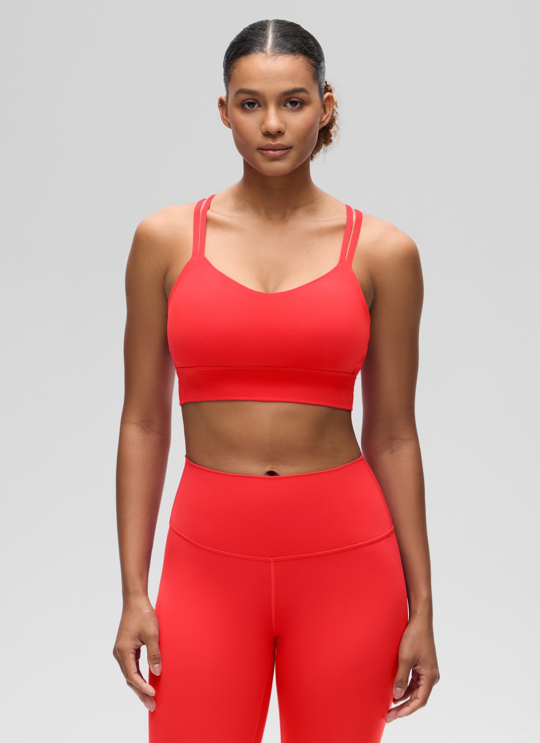 CRZ YOGA Damen Butterluxe Strappy Sport BH Ohne Bügel Tiefrot