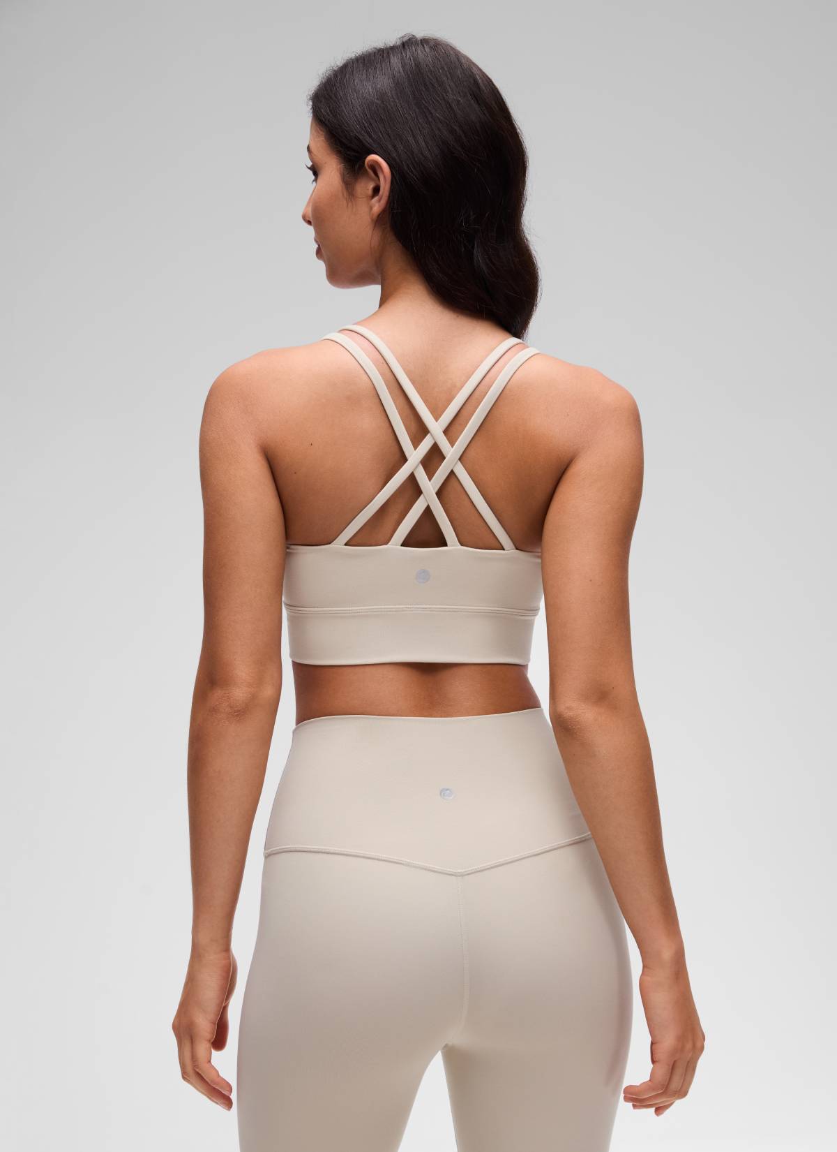 CRZ YOGA Damen Butterluxe Strappy Sport BH Ohne Bügel Mojave-Braun