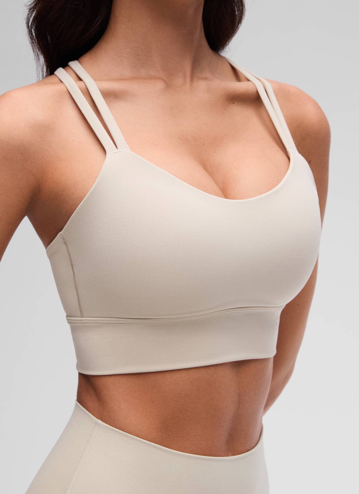 CRZ YOGA Damen Butterluxe Strappy Sport BH Ohne Bügel Mojave-Braun