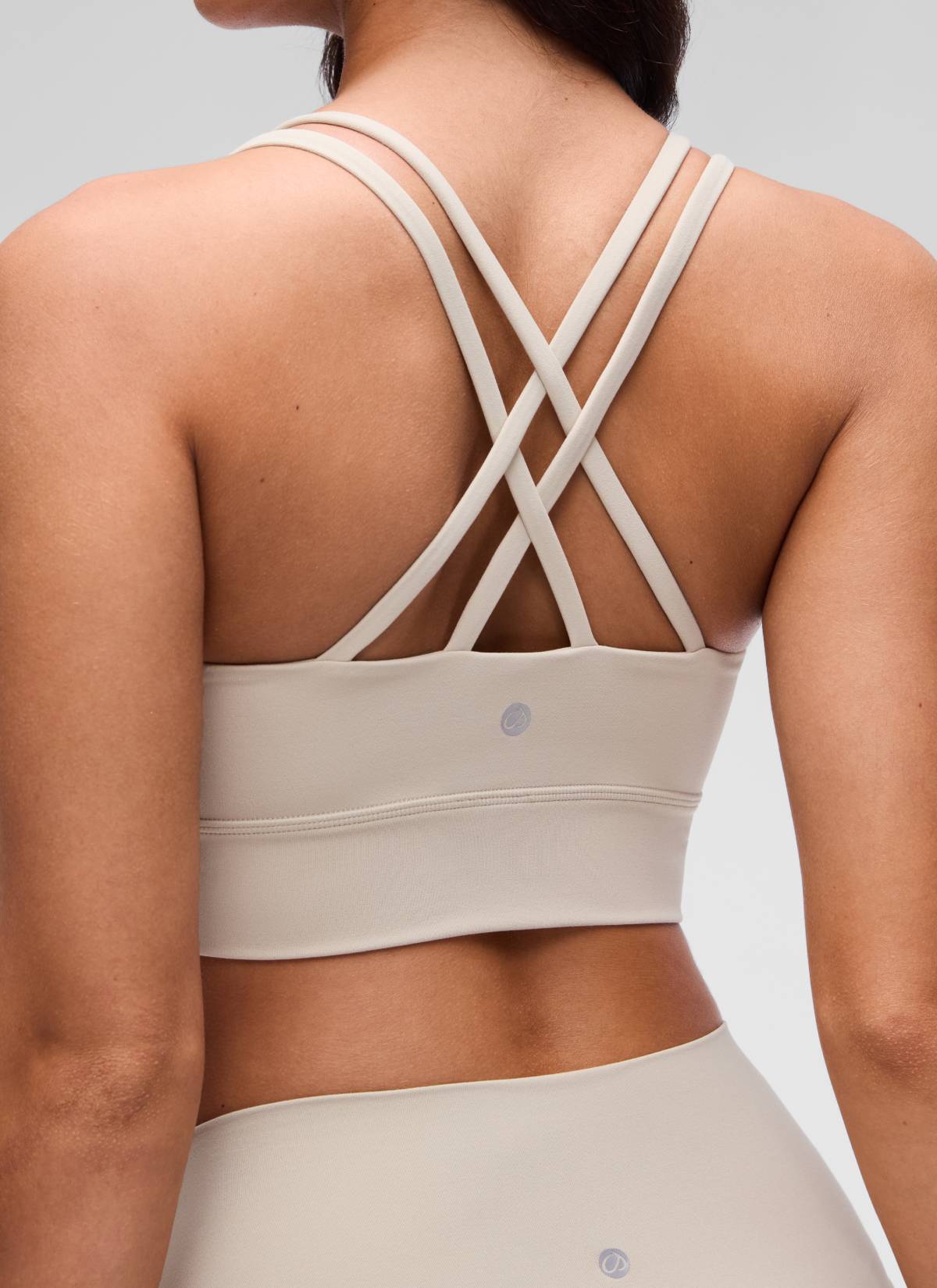 CRZ YOGA Damen Butterluxe Strappy Sport BH Ohne Bügel Mojave-Braun