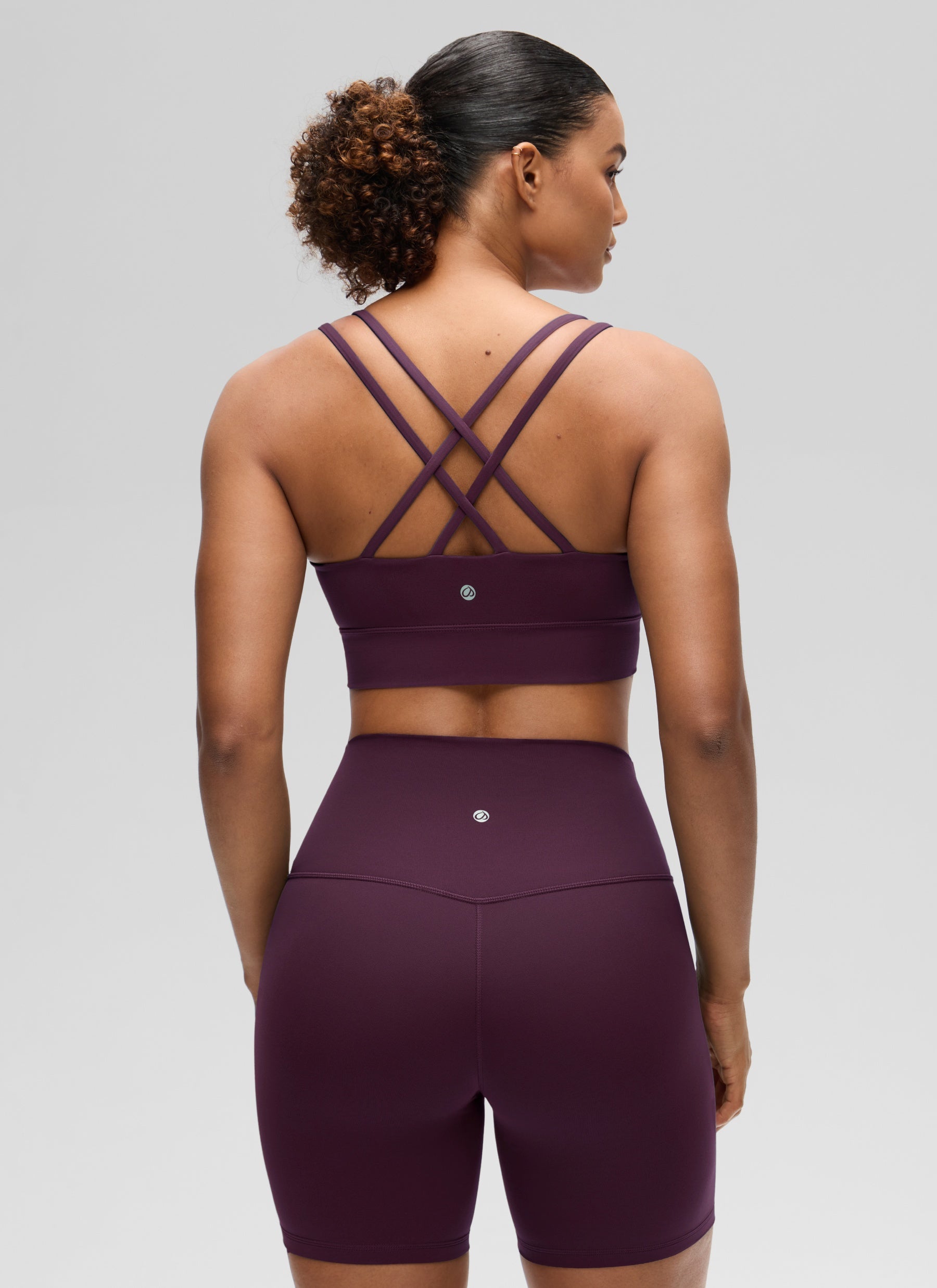 CRZ YOGA Damen Butterluxe Strappy Sport BH Ohne Bügel Dunkellila