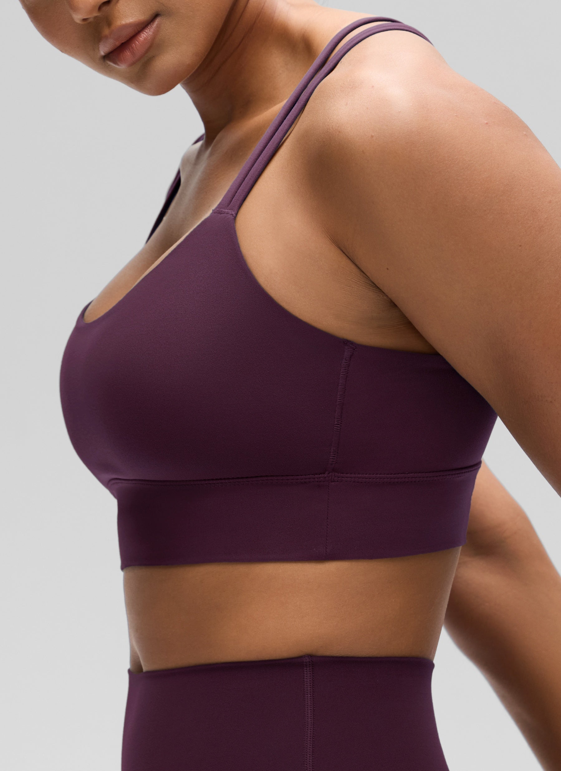 CRZ YOGA Damen Butterluxe Strappy Sport BH Ohne Bügel Dunkellila