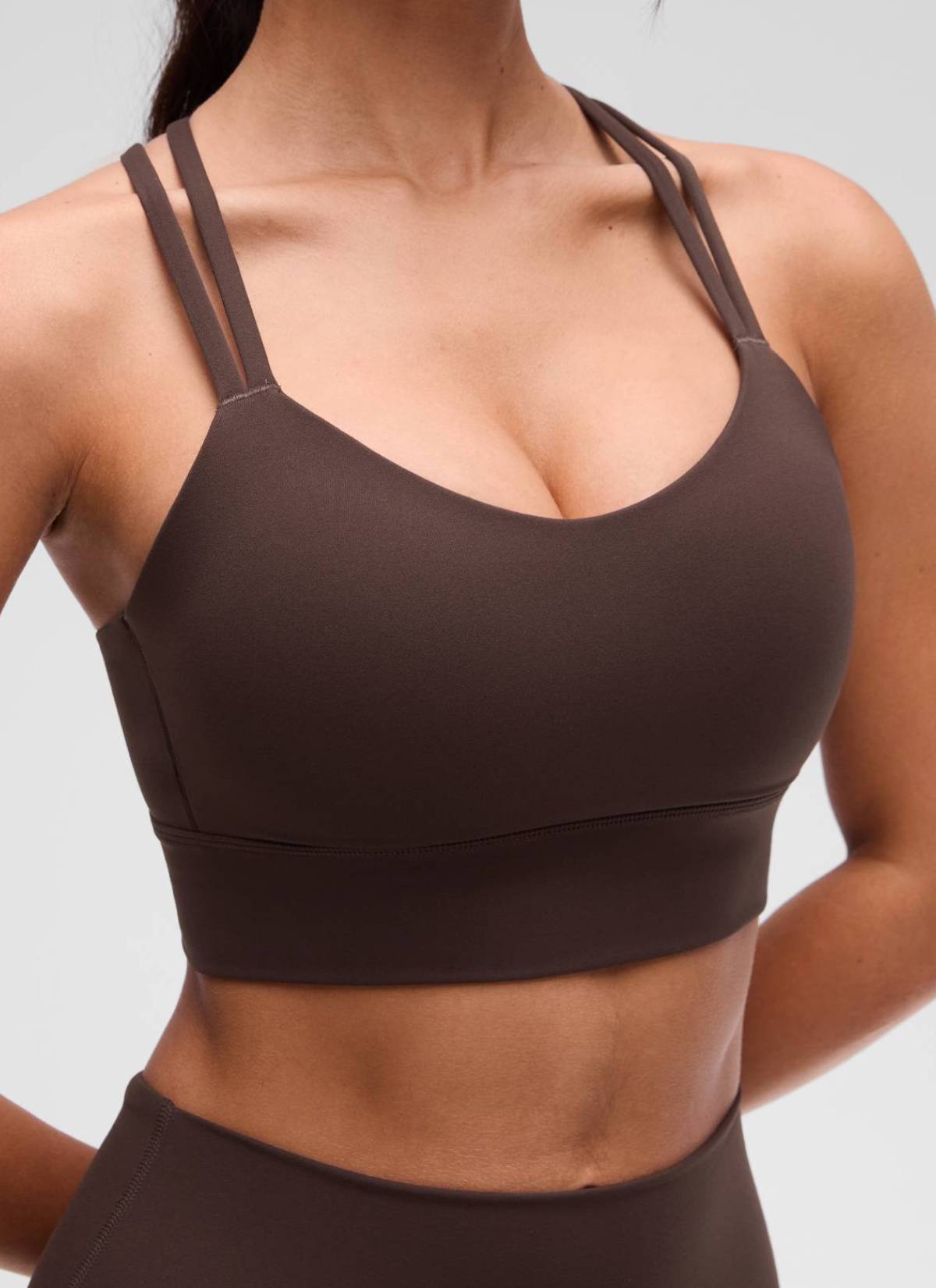 CRZ YOGA Damen Butterluxe Strappy Sport BH Ohne Bügel Heißes Fudge-Brown