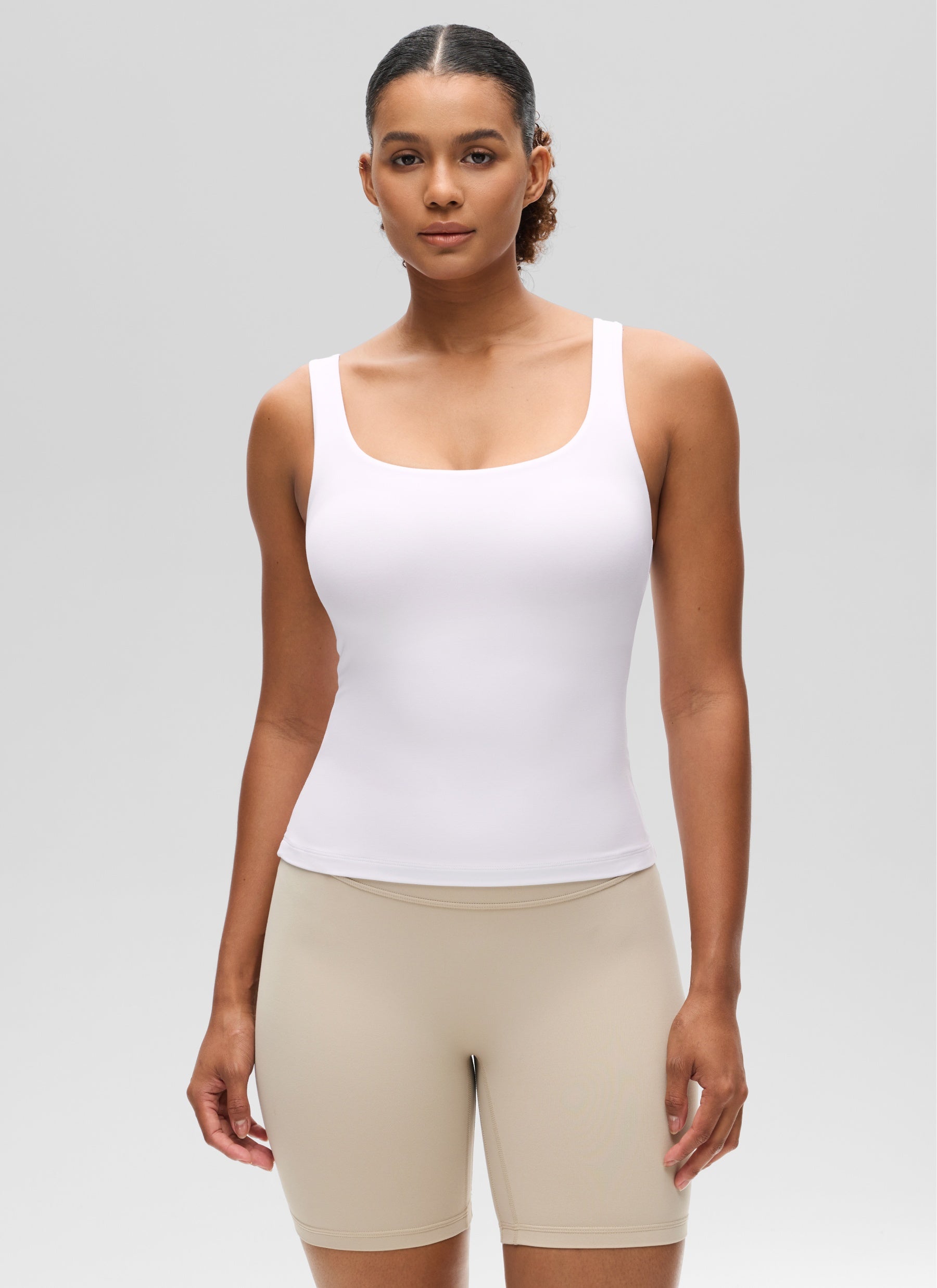CRZ YOGA Damen Butterluxe Sport Tank Tops mit Integriertem BH Weiss