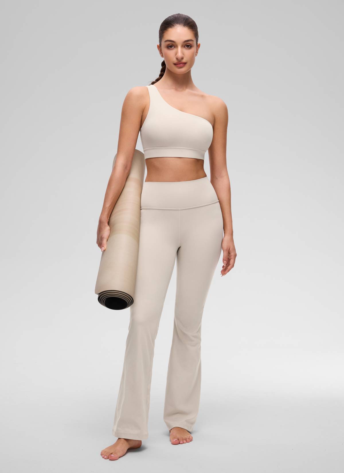 CRZ YOGA Butterluxe Womens One Shoulder Sports Bra Asymmetrical Padded Mojave-Braun
