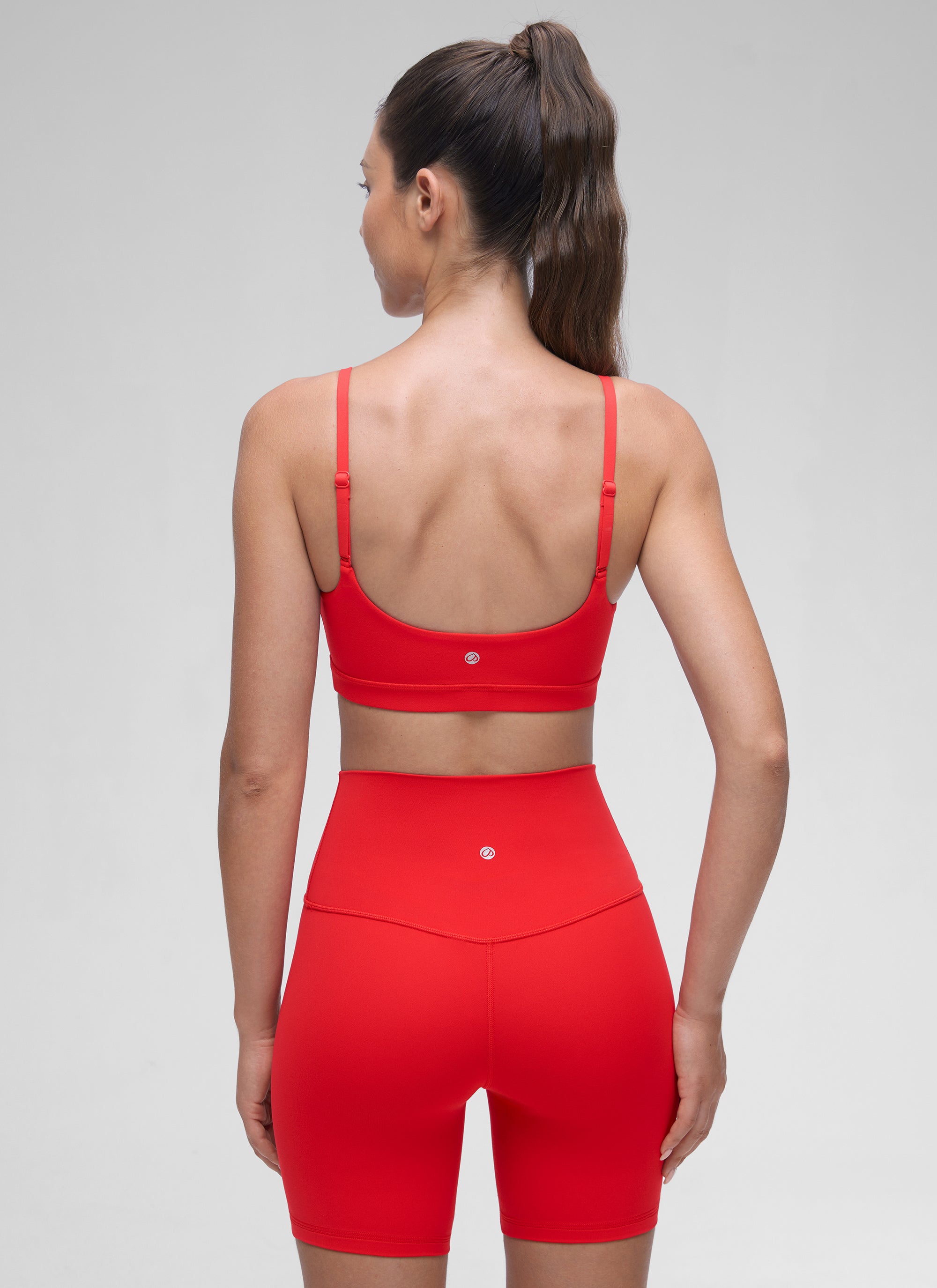 CRZ YOGA Butterluxe Damen Verstellbar Spaghetti Träger Sport BH Tiefrot