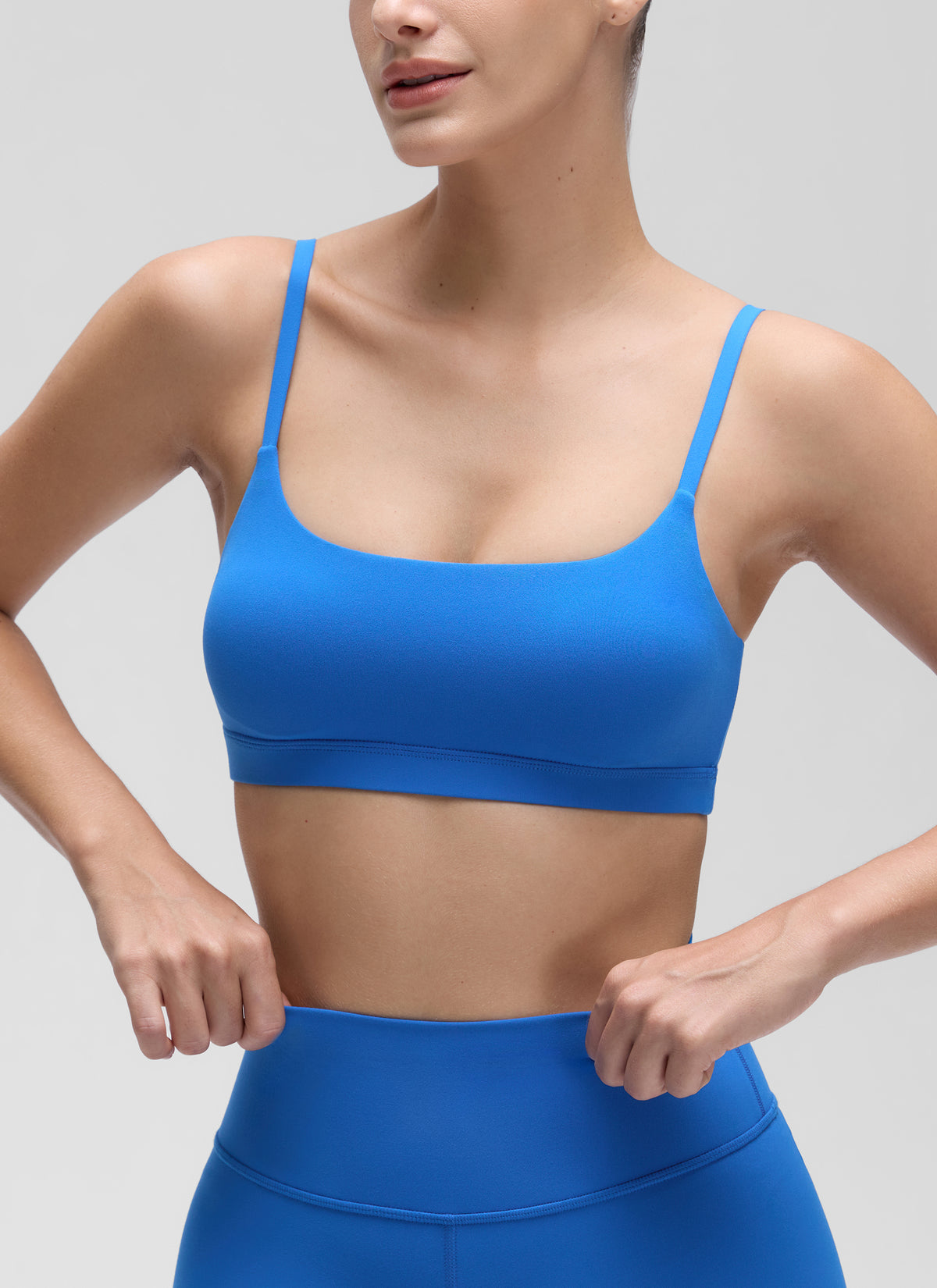 CRZ YOGA Butterluxe Damen Verstellbar Spaghetti Träger Sport BH Funkelndes Blau
