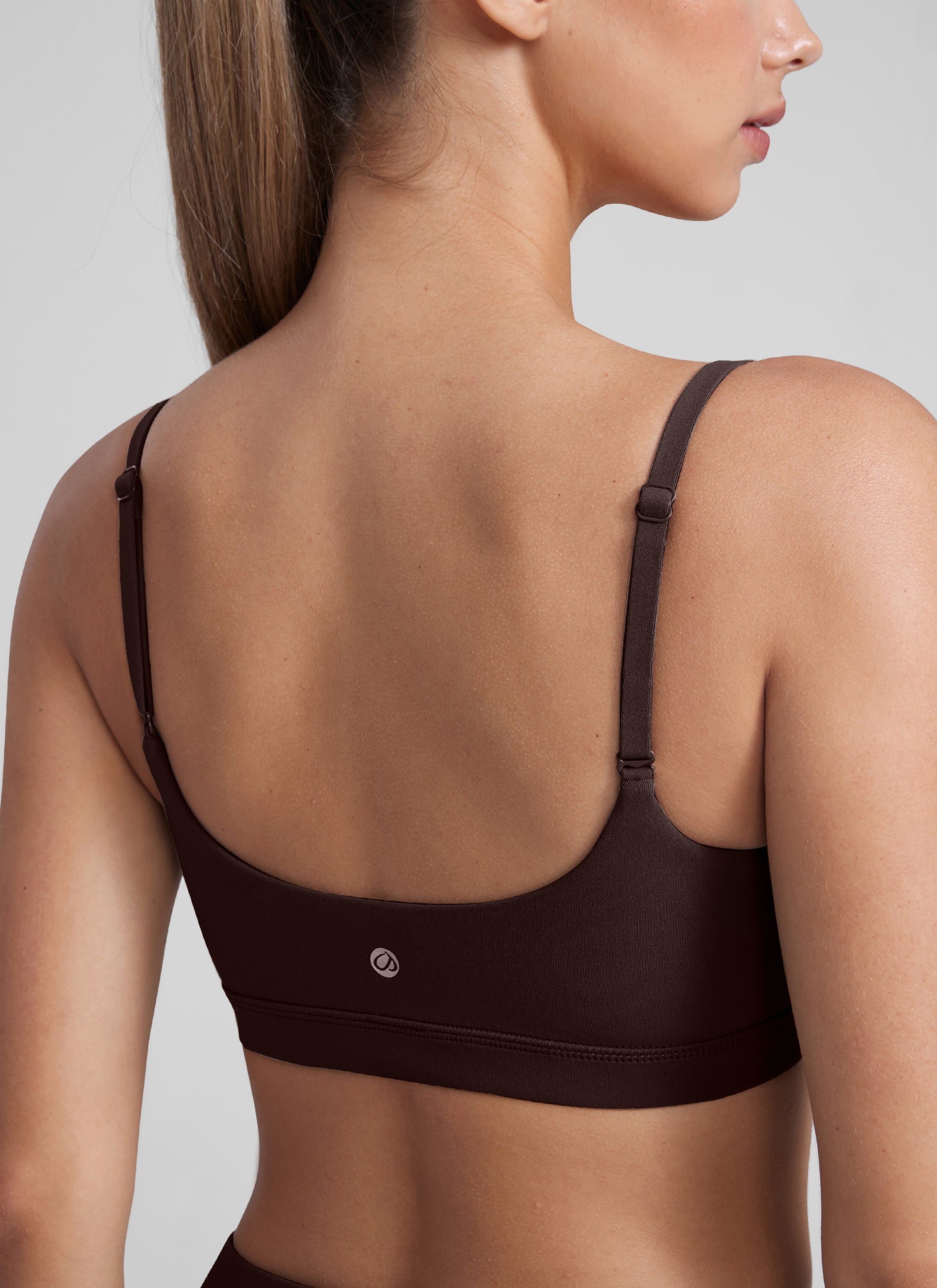 CRZ YOGA Butterluxe Damen Verstellbar Spaghetti Träger Sport BH Heißes Fudge-Brown