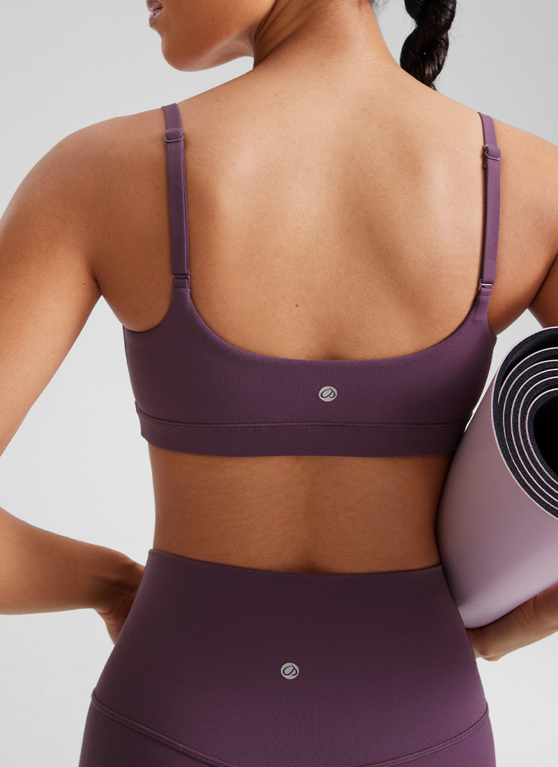 CRZ YOGA Butterluxe Damen Verstellbar Spaghetti Träger Sport BH Traubendistel Violett
