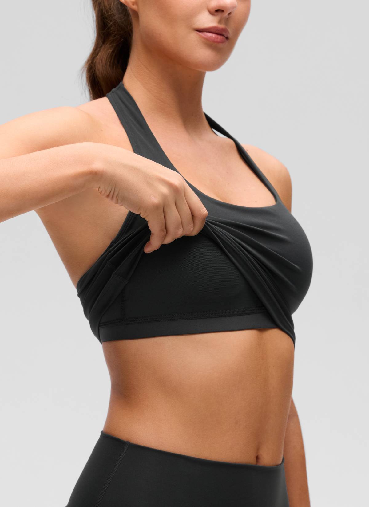 CRZ YOGA Butterluxe Damen Neckholder Rückenfrei Sport BH Ohne Bügel Schwarz