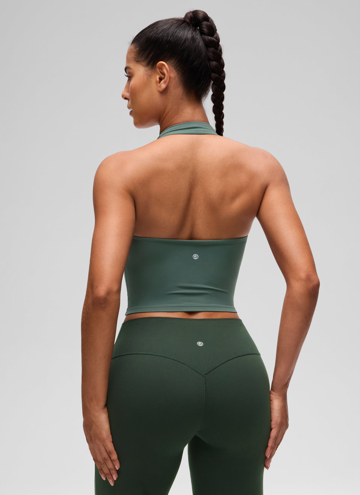 CRZ YOGA Butterluxe Damen Neckholder Rückenfrei Sport BH Ohne Bügel Dunkles Waldgrün @model_info:C