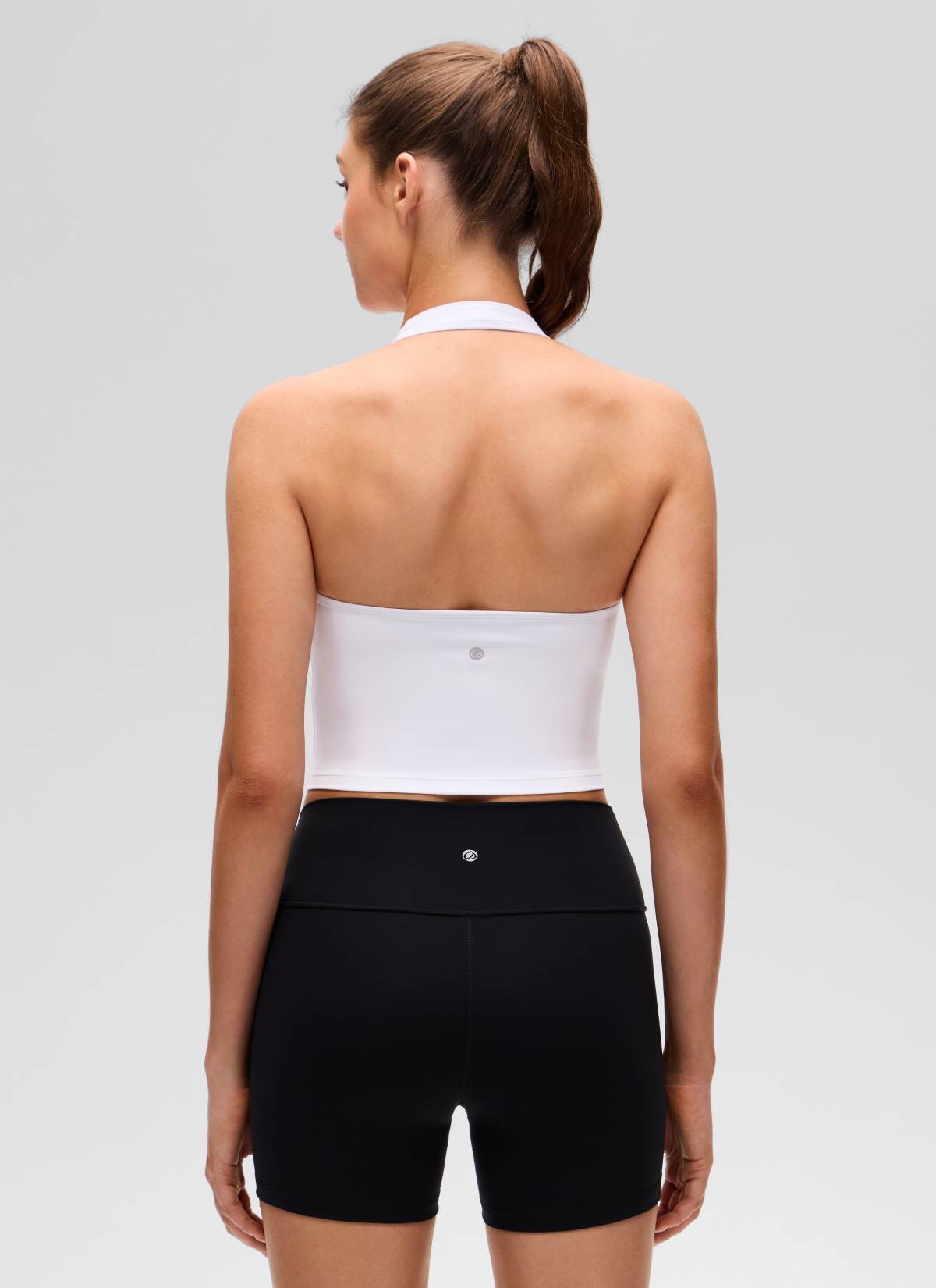 CRZ YOGA Butterluxe Damen Neckholder Rückenfrei Sport BH Ohne Bügel Weiss