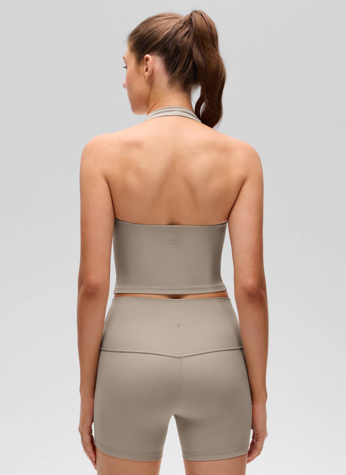 CRZ YOGA Butterluxe Damen Neckholder Rückenfrei Sport BH Ohne Bügel Warmes Aschgrau