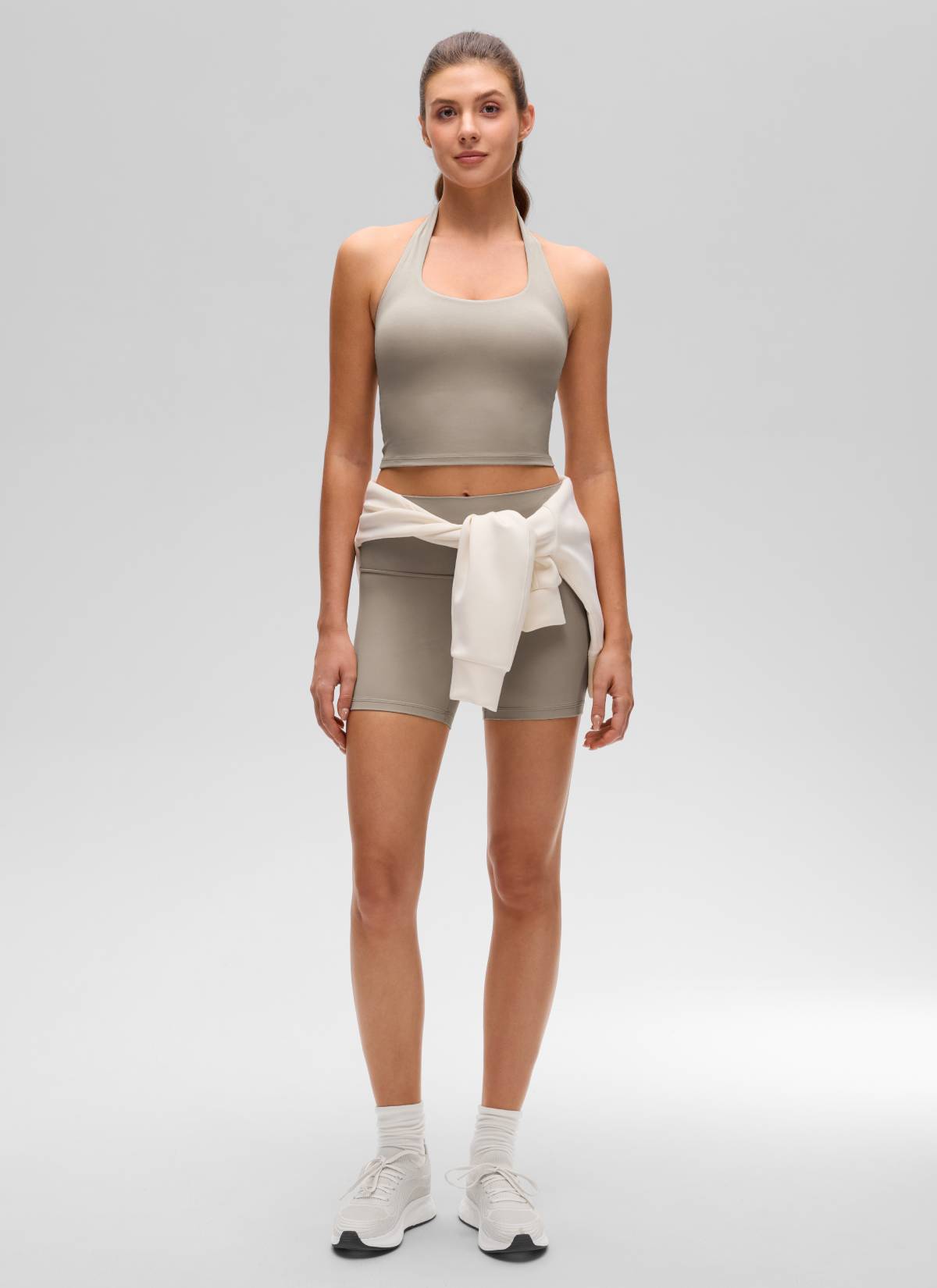 CRZ YOGA Butterluxe Damen Neckholder Rückenfrei Sport BH Ohne Bügel Warmes Aschgrau