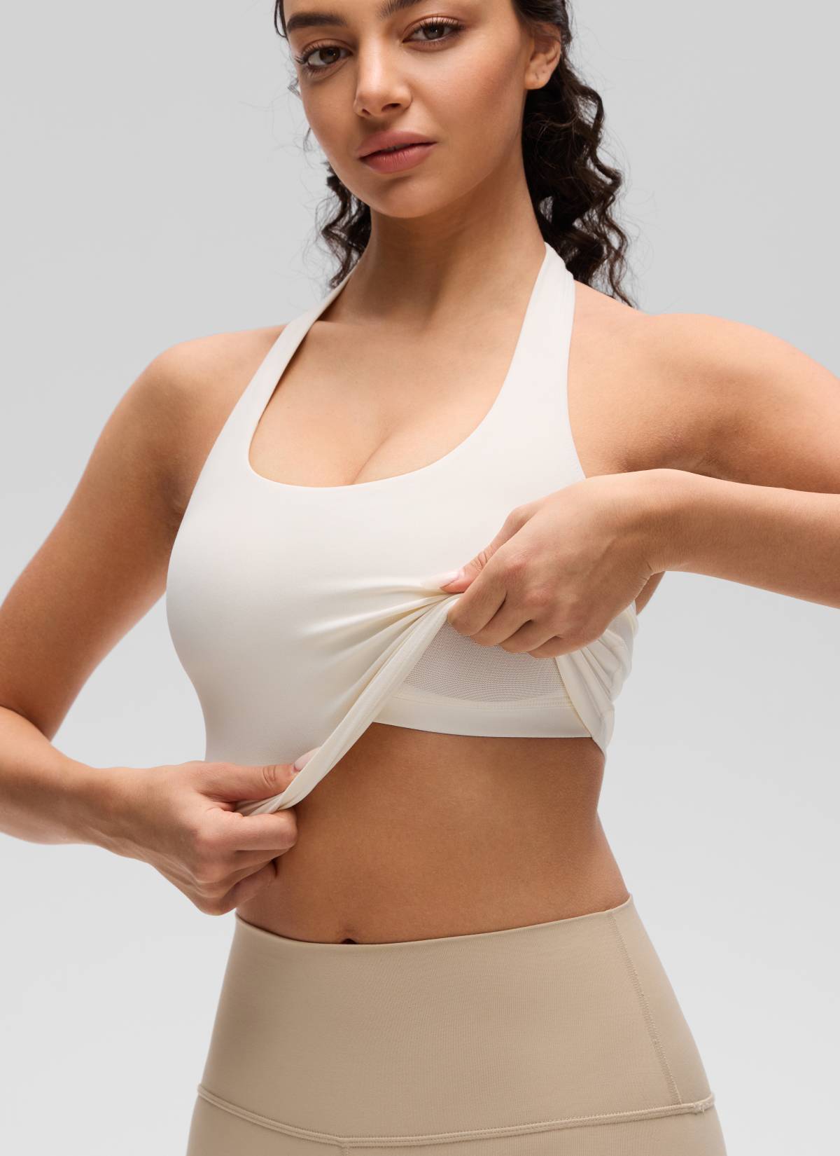 CRZ YOGA Butterluxe Damen Neckholder Rückenfrei Sport BH Ohne Bügel Weiße Aprikose