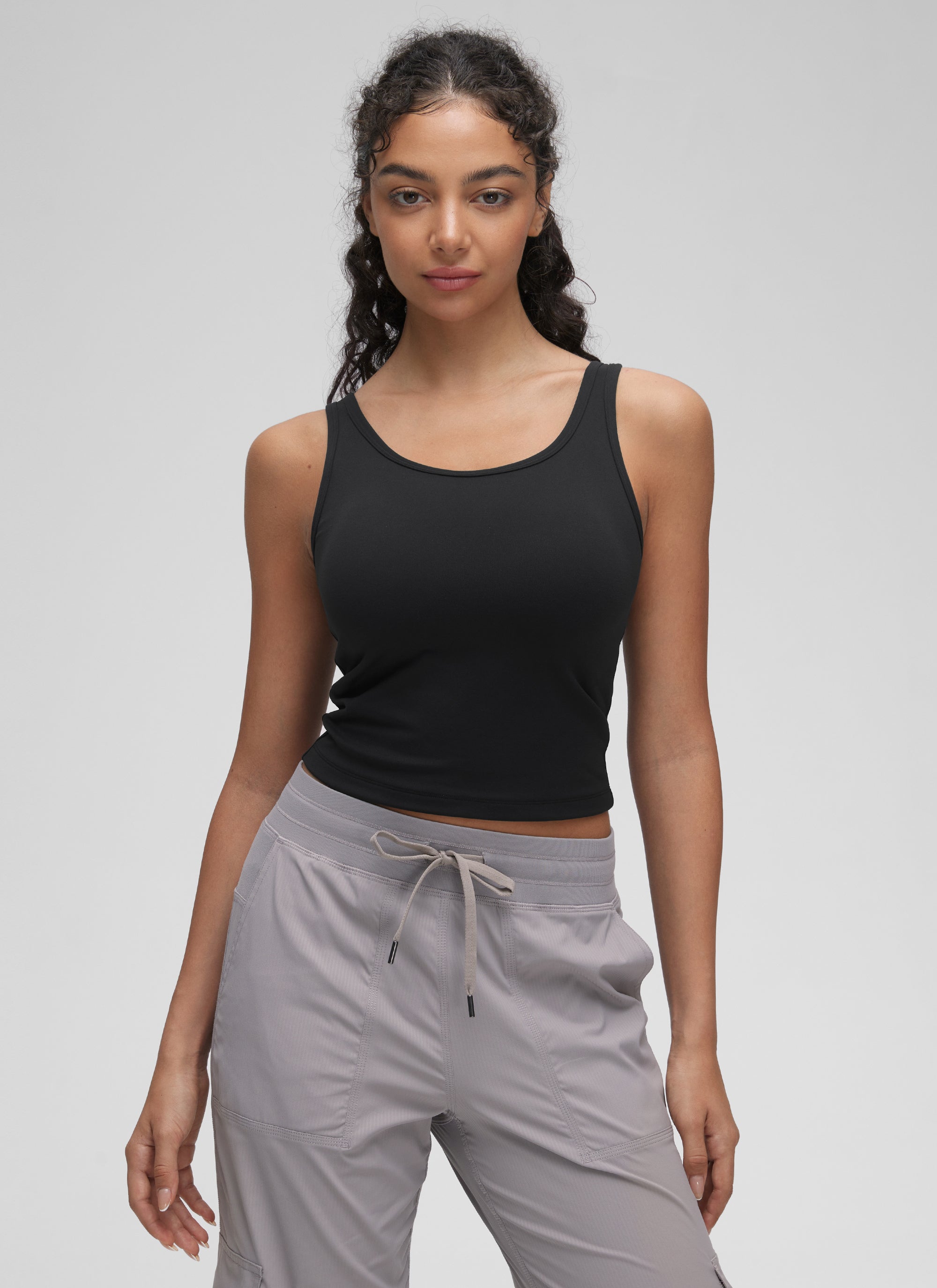 CRZ YOGA Damen Butterluxe Ärmellose Doppelte Gefütterte Tanktop Schwarz