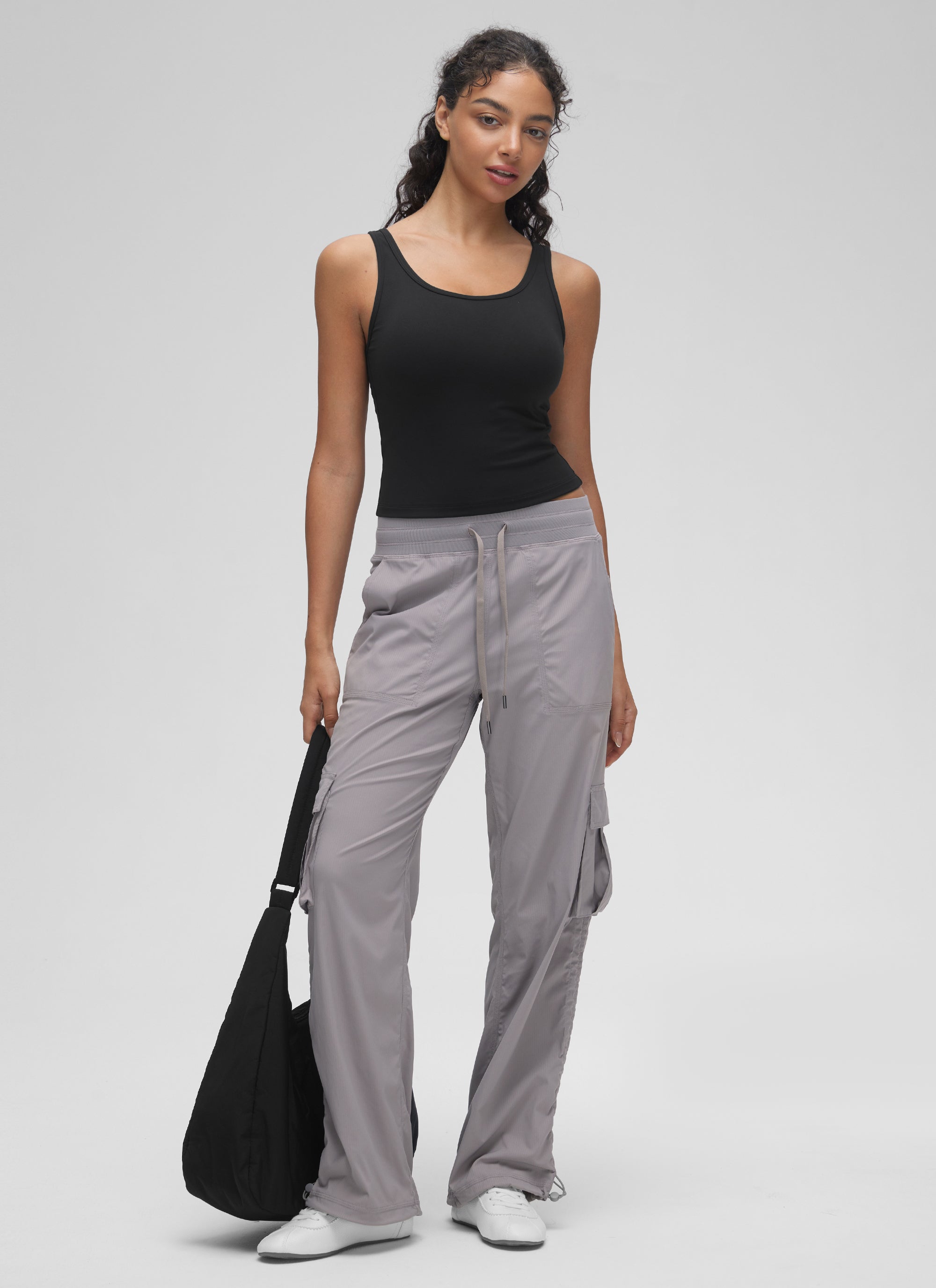 CRZ YOGA Damen Butterluxe Ärmellose Doppelte Gefütterte Tanktop Schwarz