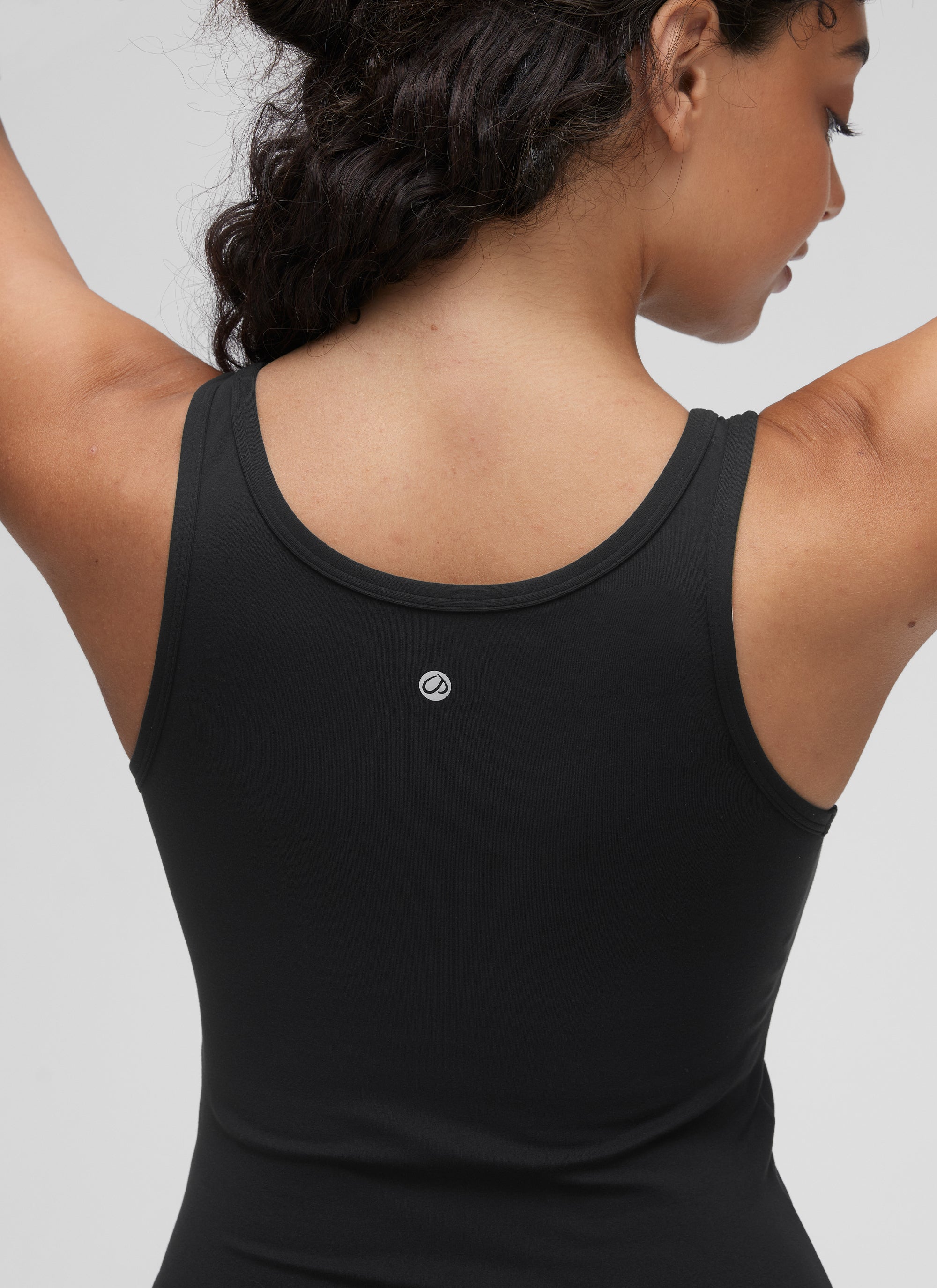 CRZ YOGA Damen Butterluxe Ärmellose Doppelte Gefütterte Tanktop Schwarz