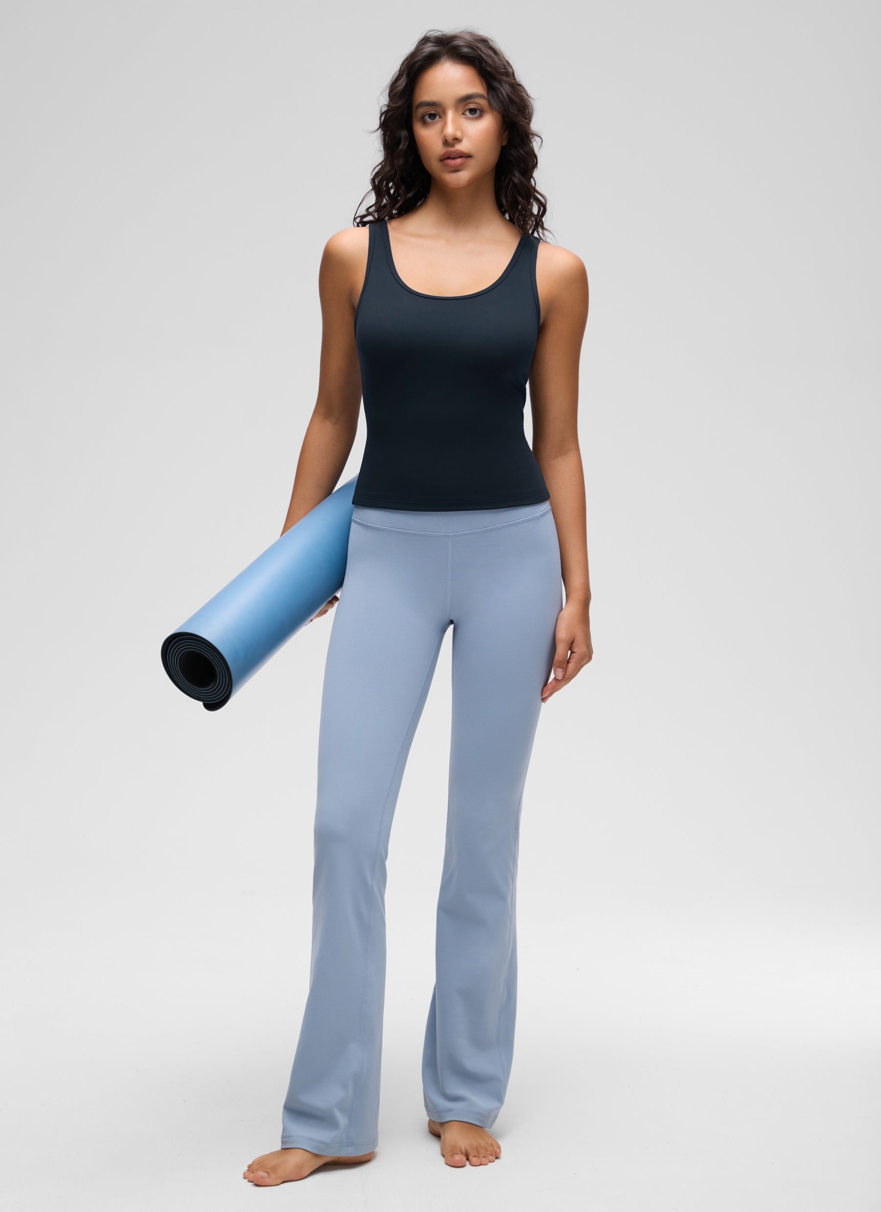 CRZ YOGA Damen Butterluxe Ärmellose Doppelte Gefütterte Tanktop Echte Marine
