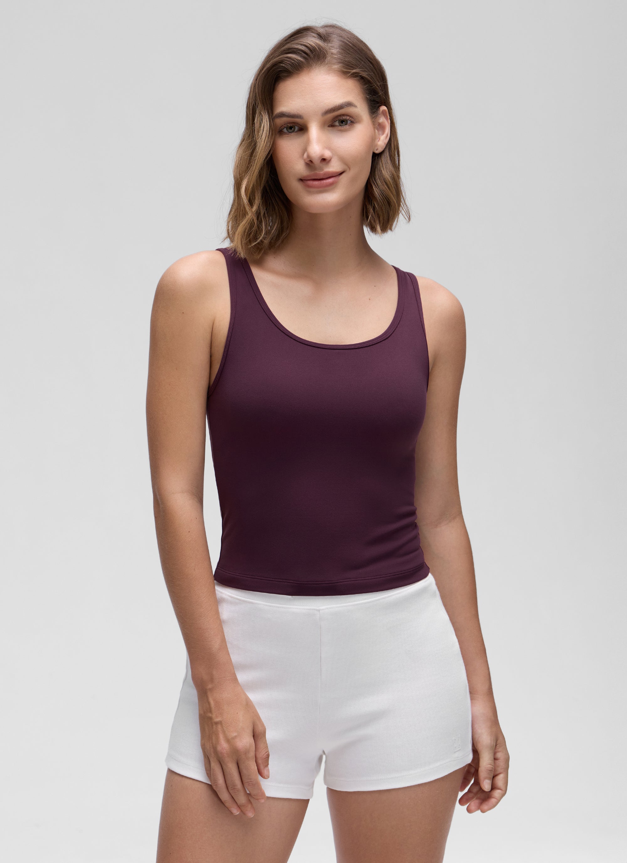 CRZ YOGA Damen Butterluxe Ärmellose Doppelte Gefütterte Tanktop Dunkellila