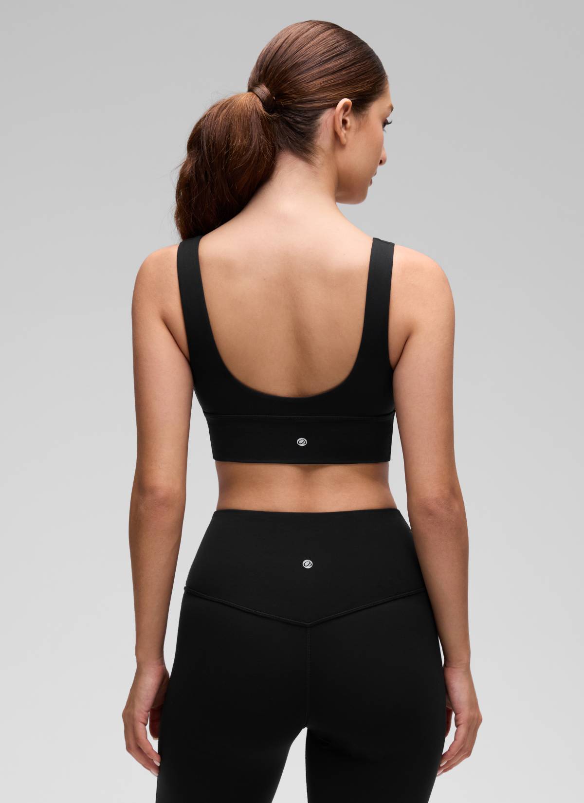 CRZ YOGA Butterluxe Damen V-Ausschnitt Gepolstert U-Rücken Sport-BH Schwarz