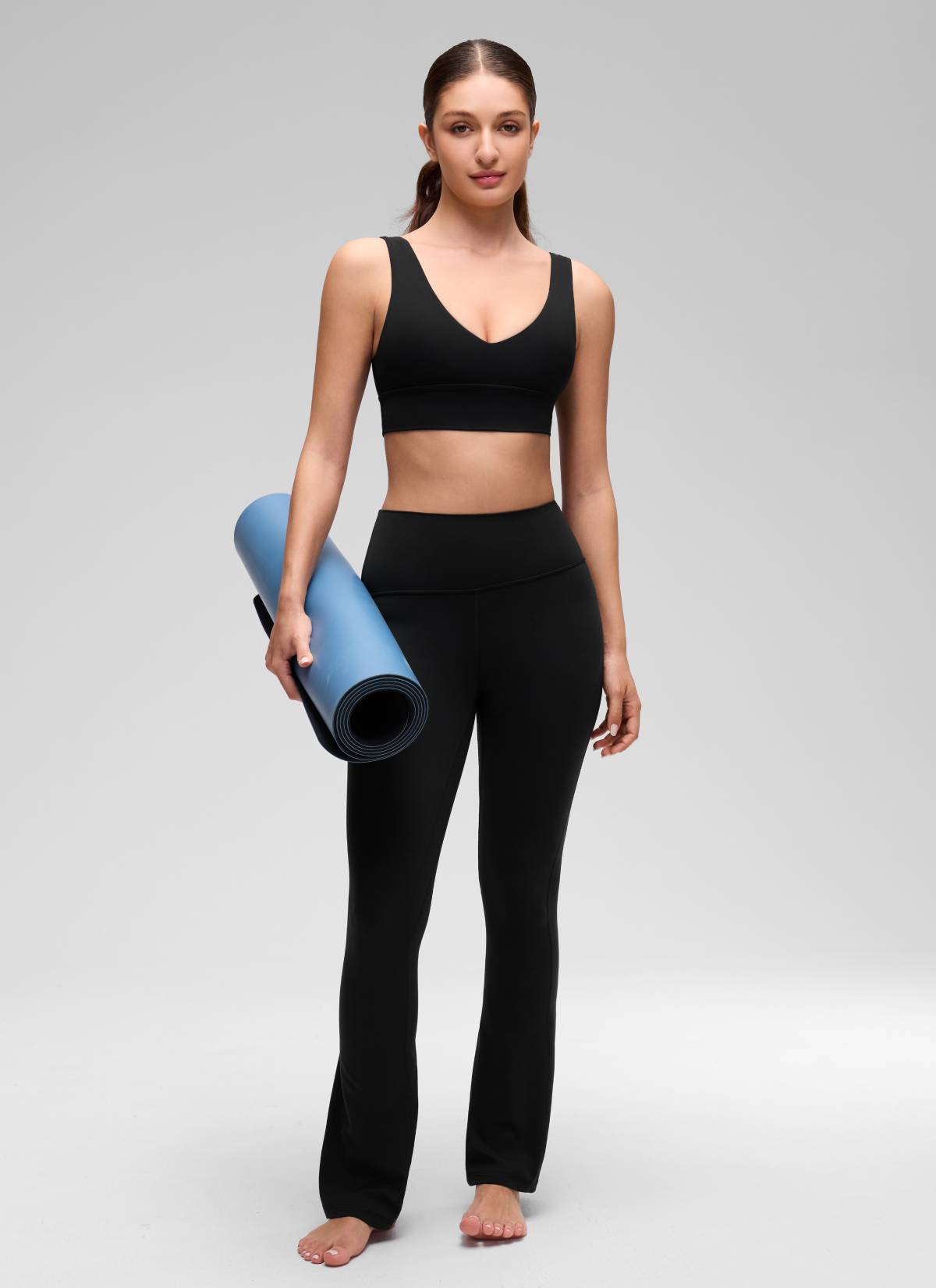 CRZ YOGA Butterluxe Damen V-Ausschnitt Gepolstert U-Rücken Sport-BH Schwarz