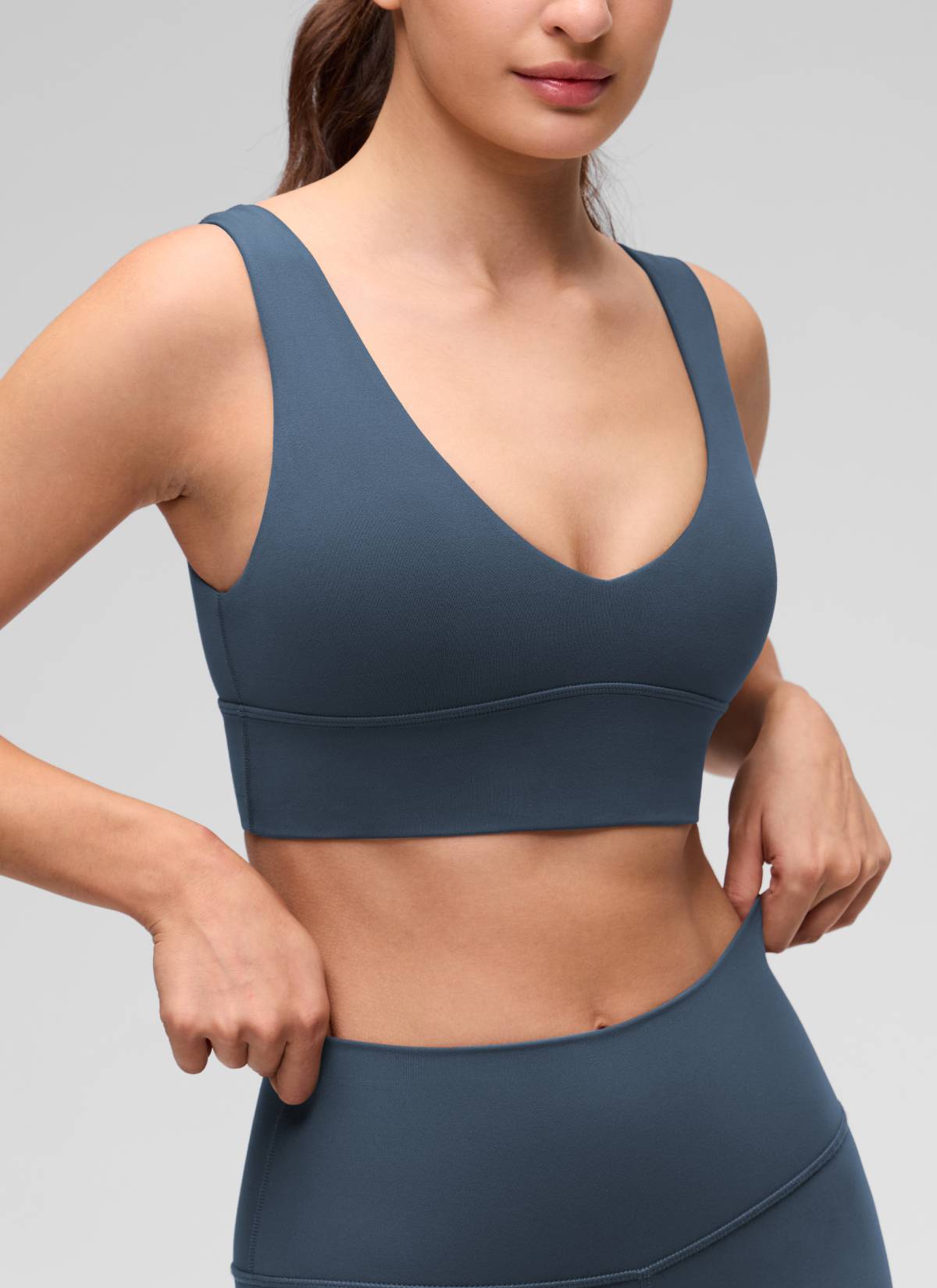 CRZ YOGA Butterluxe Damen V-Ausschnitt Gepolstert U-Rücken Sport-BH Sternenlicht