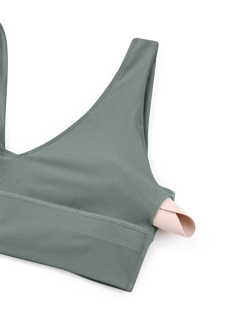 CRZ YOGA Butterluxe Damen V-Ausschnitt Gepolstert U-Rücken Sport-BH Grauer Salbei