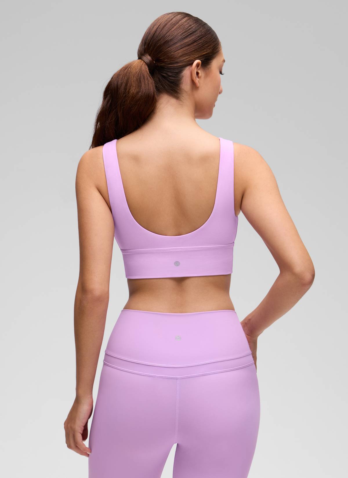 CRZ YOGA Butterluxe Damen V-Ausschnitt Gepolstert U-Rücken Sport-BH Flieder