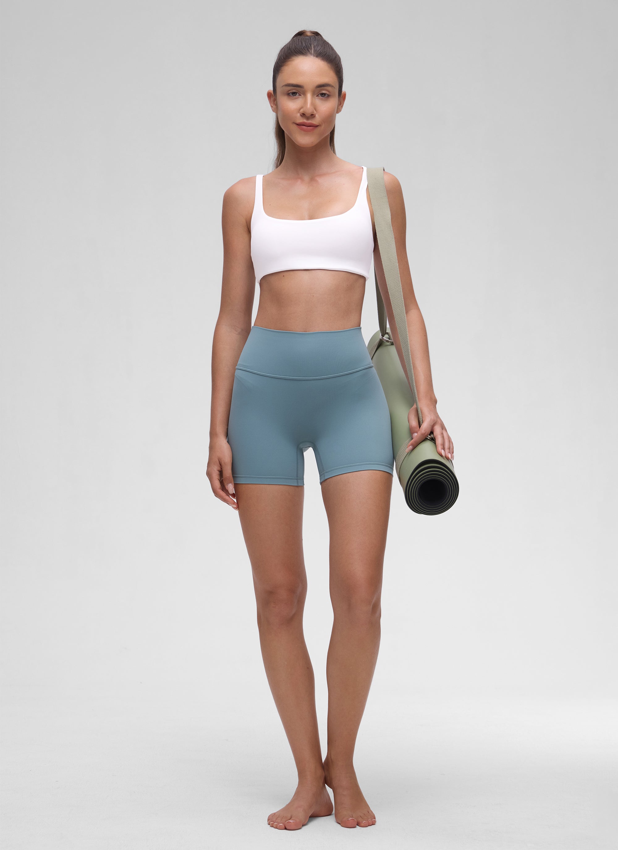 CRZ YOGA Damen Butterluxe Cami mit quadratischem Ausschnitt Mini-BH Weiss