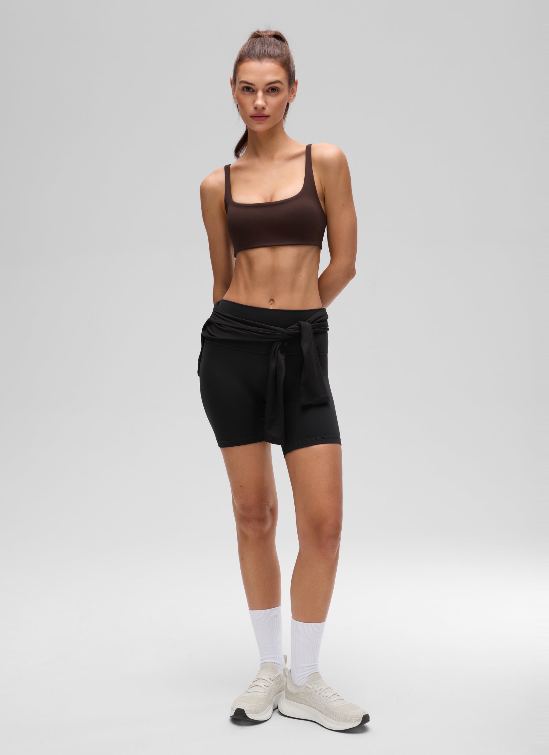 CRZ YOGA Damen Butterluxe Cami mit quadratischem Ausschnitt Mini-BH Heißes Fudge-Brown