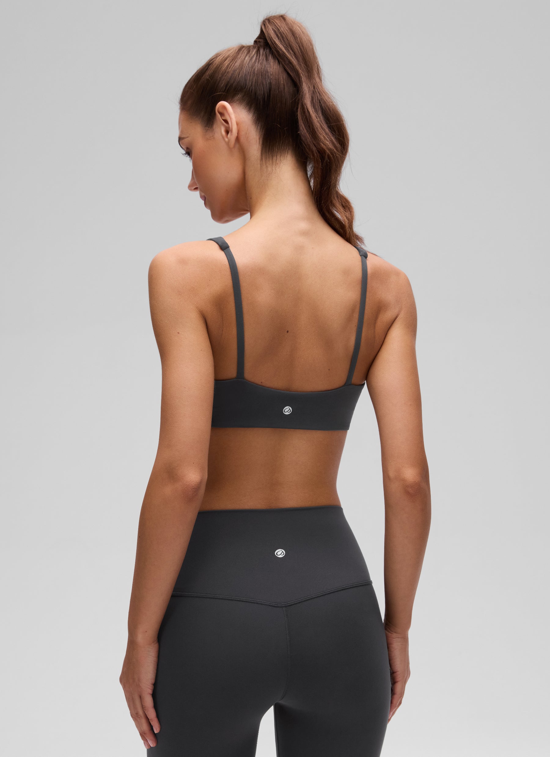 CRZ YOGA Damen Butterluxe Cami mit quadratischem Ausschnitt Mini-BH Mysteriöses Grau