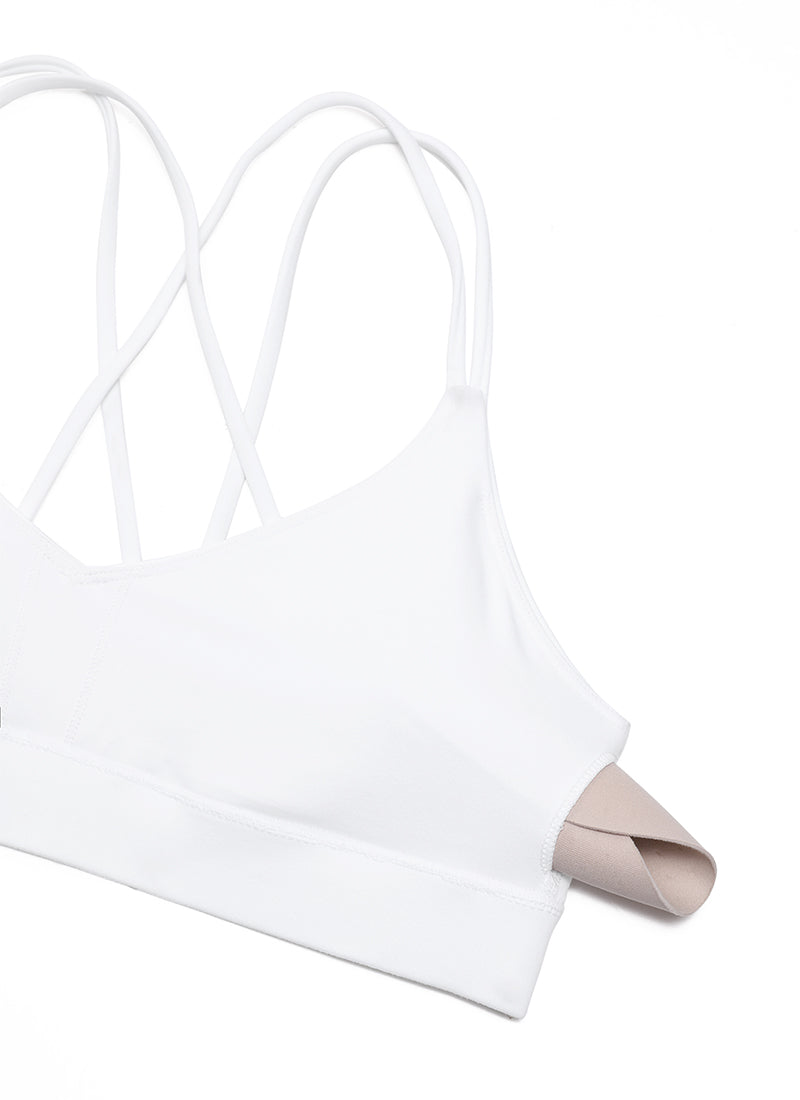 CRZ YOGA Damen Butterluxe V-Neck Träger Gepolstert Sport BH Ohne Bügel Weiss