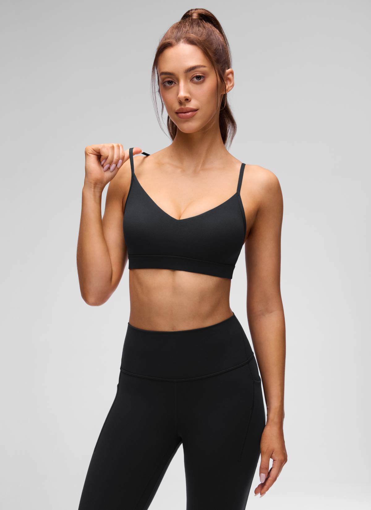 CRZ YOGA Damen Butterluxe V-Ausschnitt Verstellbar Spaghetti Sport BH Schwarz