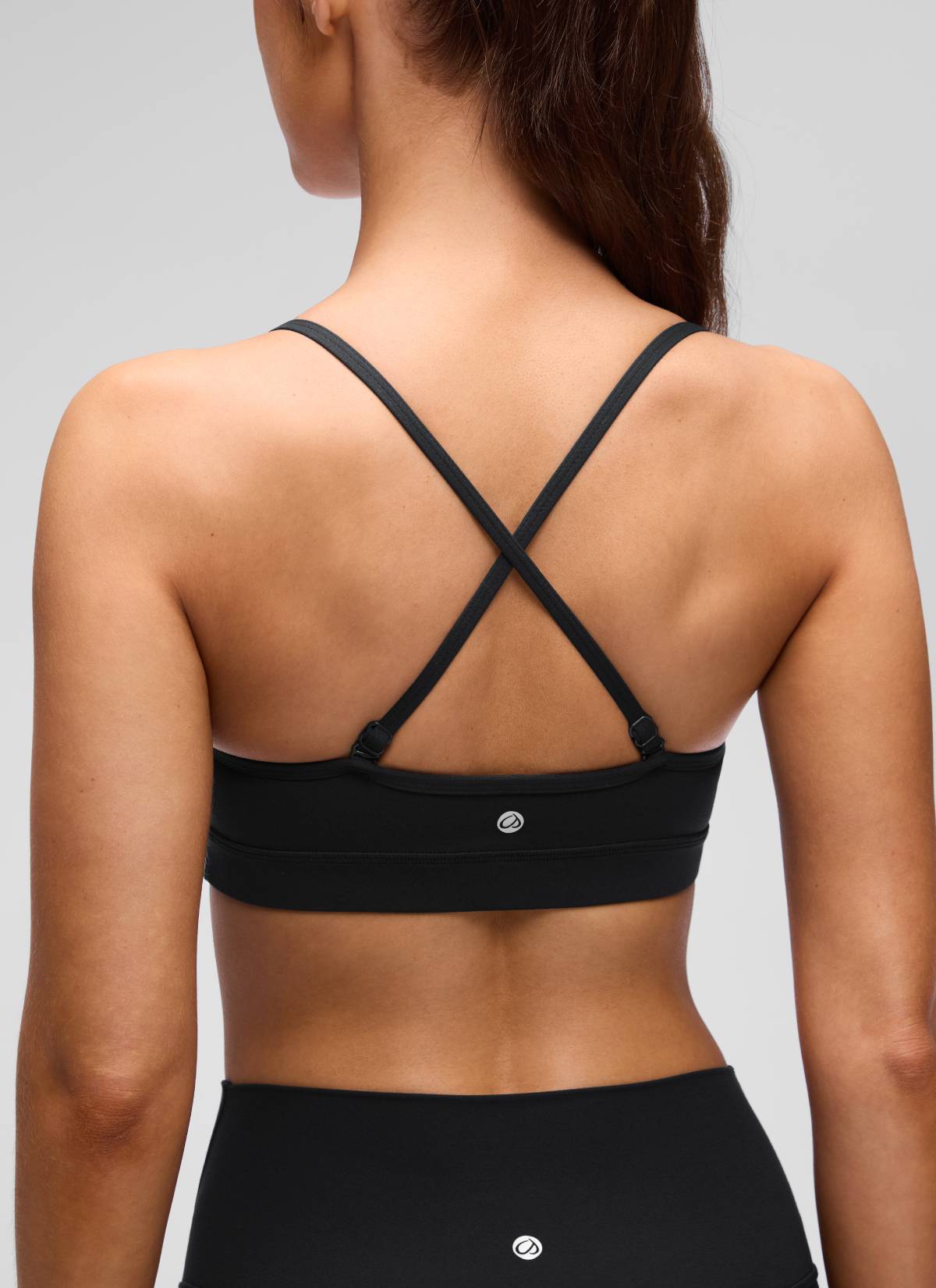 CRZ YOGA Damen Butterluxe V-Ausschnitt Verstellbar Spaghetti Sport BH Schwarz