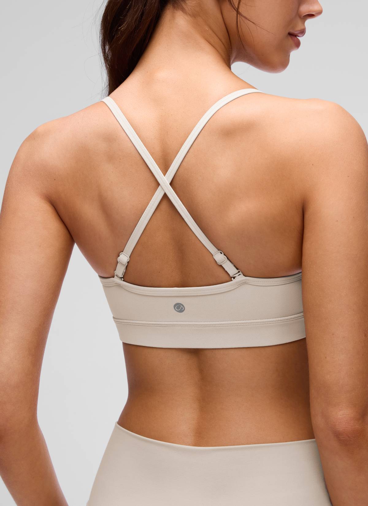 CRZ YOGA Damen Butterluxe V-Ausschnitt Verstellbar Spaghetti Sport BH Mojave-Braun