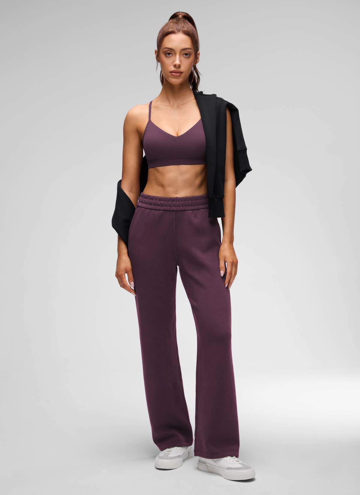 CRZ YOGA Damen Butterluxe V-Ausschnitt Verstellbar Spaghetti Sport BH Traubendistel Violett