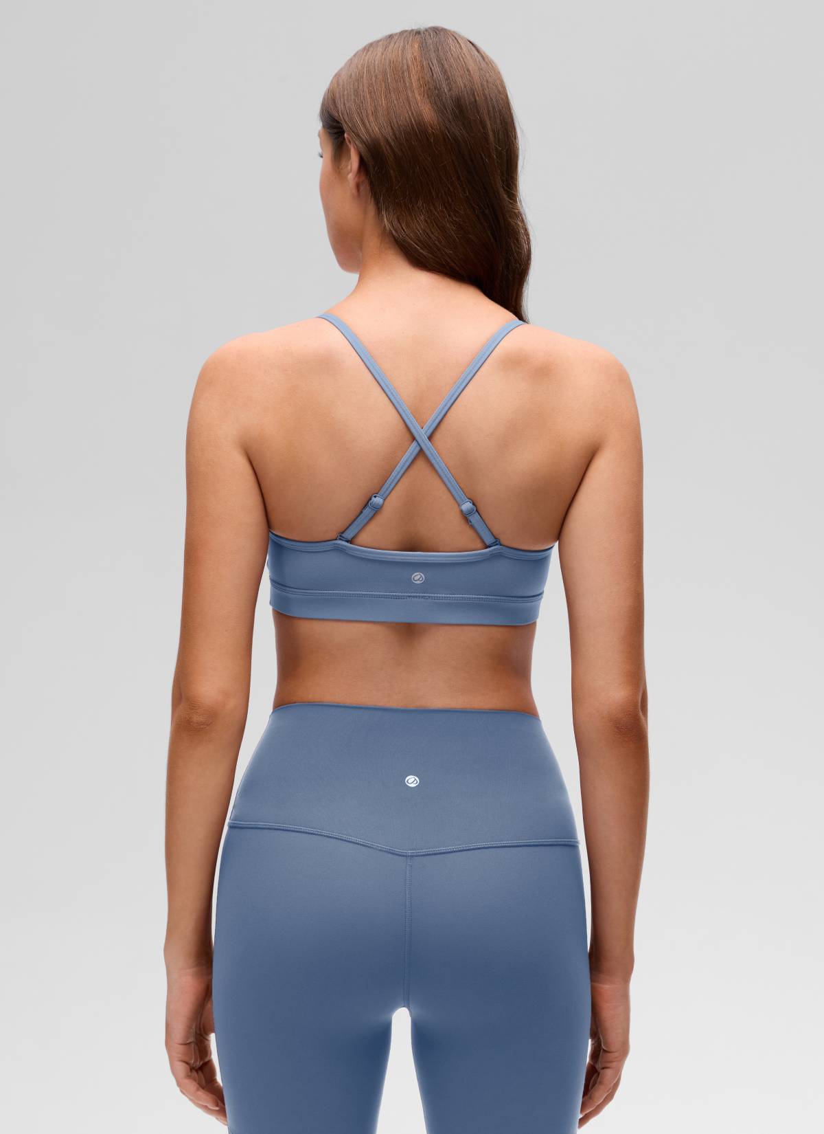 CRZ YOGA Damen Butterluxe V-Ausschnitt Verstellbar Spaghetti Sport BH Gewaschener Denim
