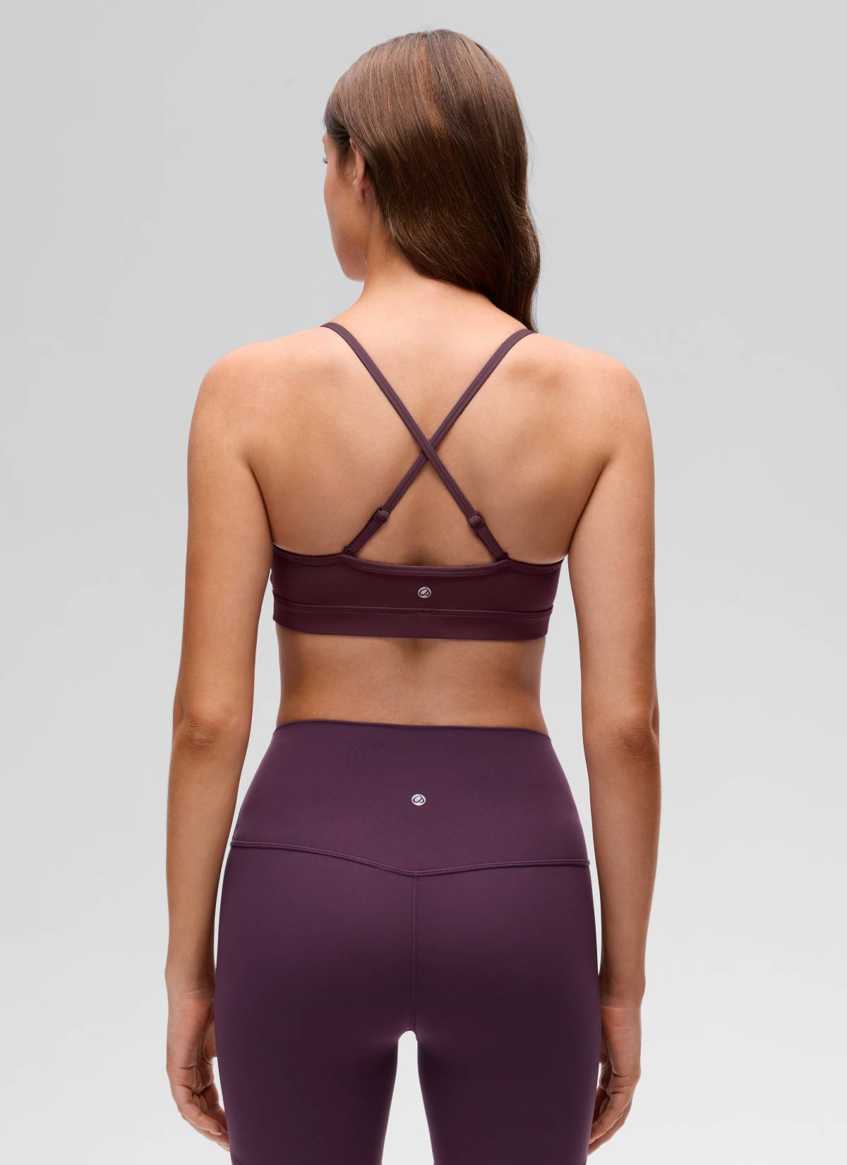 CRZ YOGA Damen Butterluxe V-Ausschnitt Verstellbar Spaghetti Sport BH Reife Pflaume